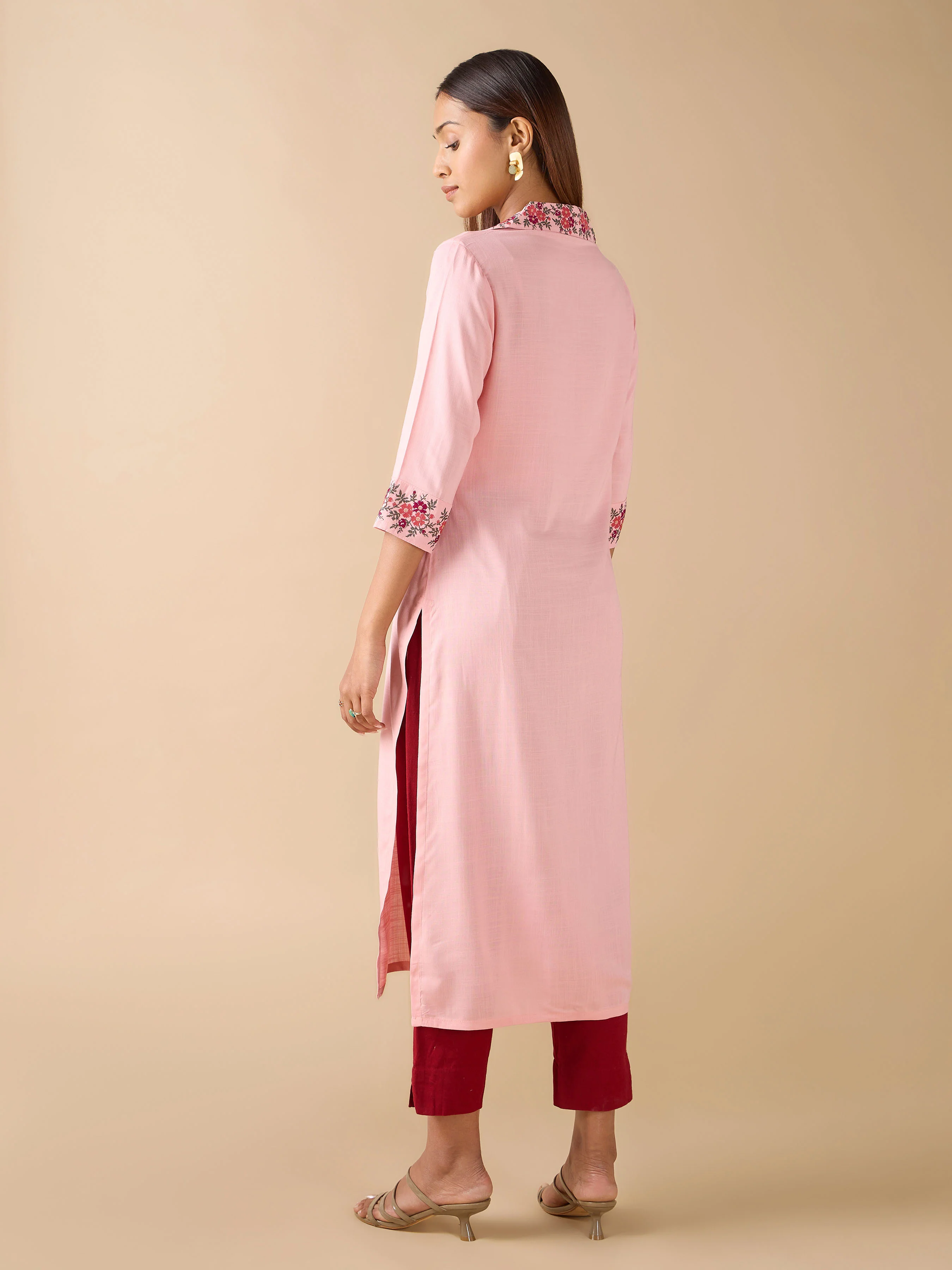 Baby Pink Viscose Slub Kurti With Cross Stitch Embroidery - Image 5