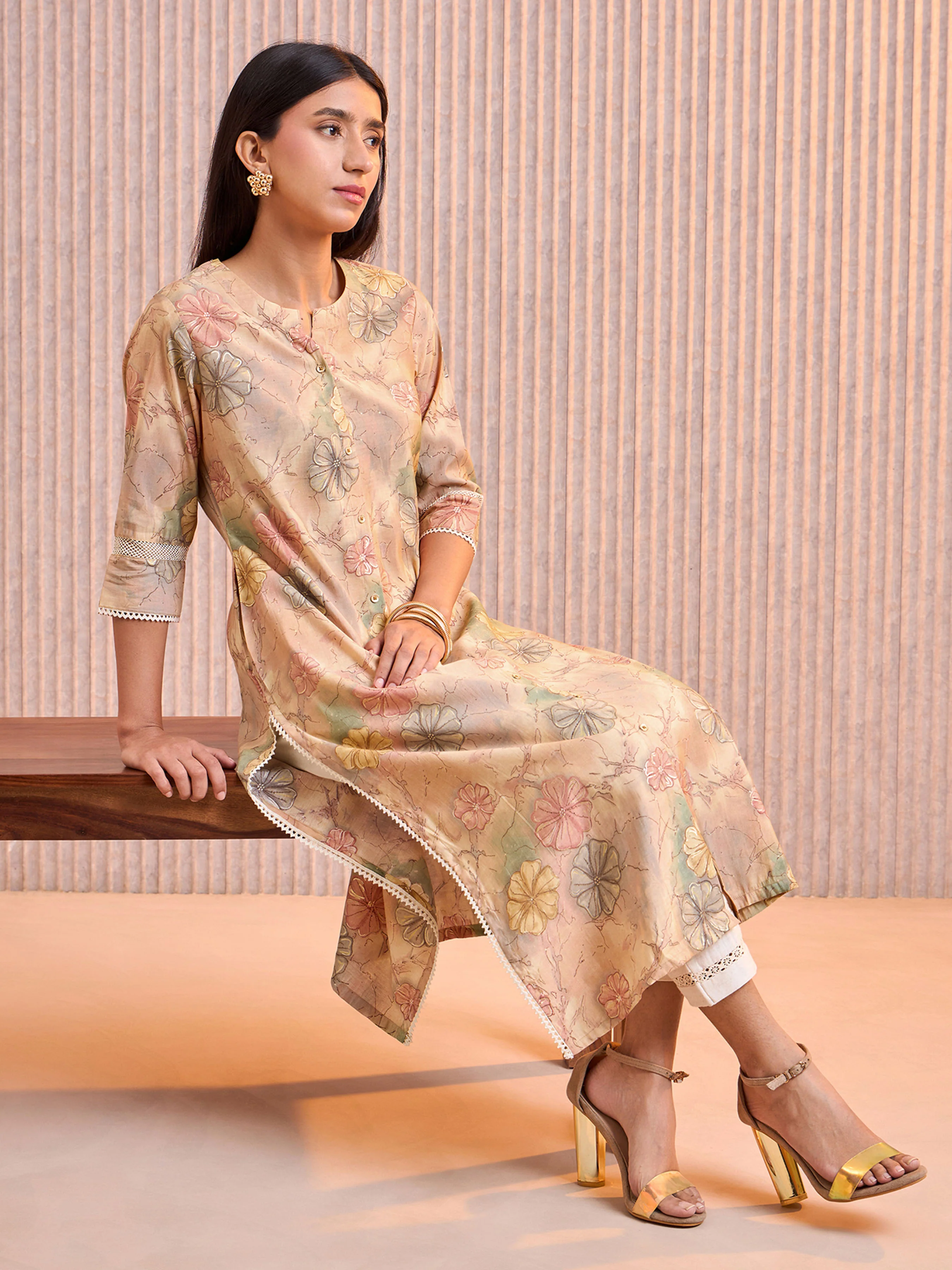 Beige Modal Chanderi Foil Printed Kurti With Lace Detailing - Image 3
