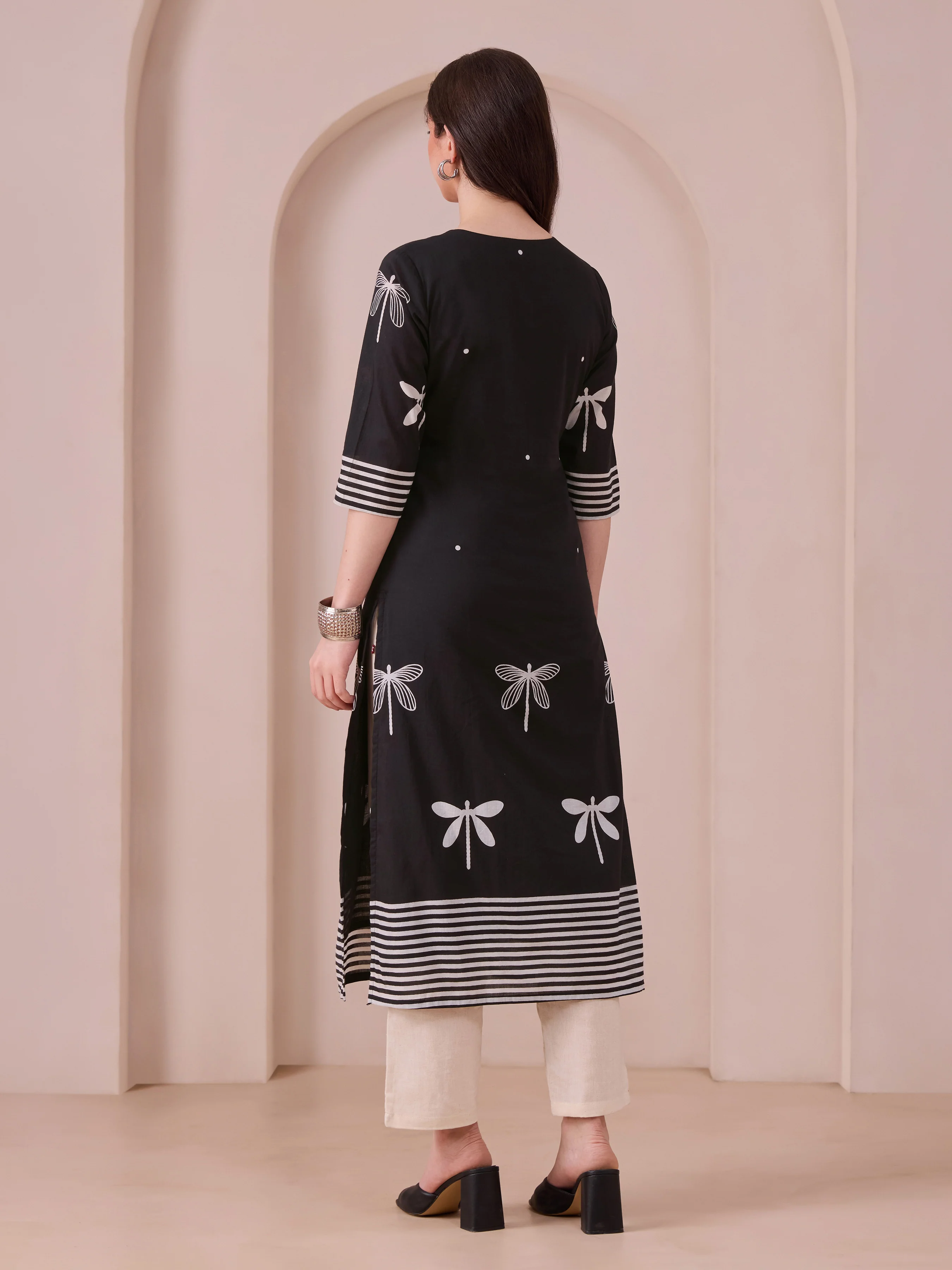 Black Pure Cotton Printed Kurti Set With Mirror Work - Image 5