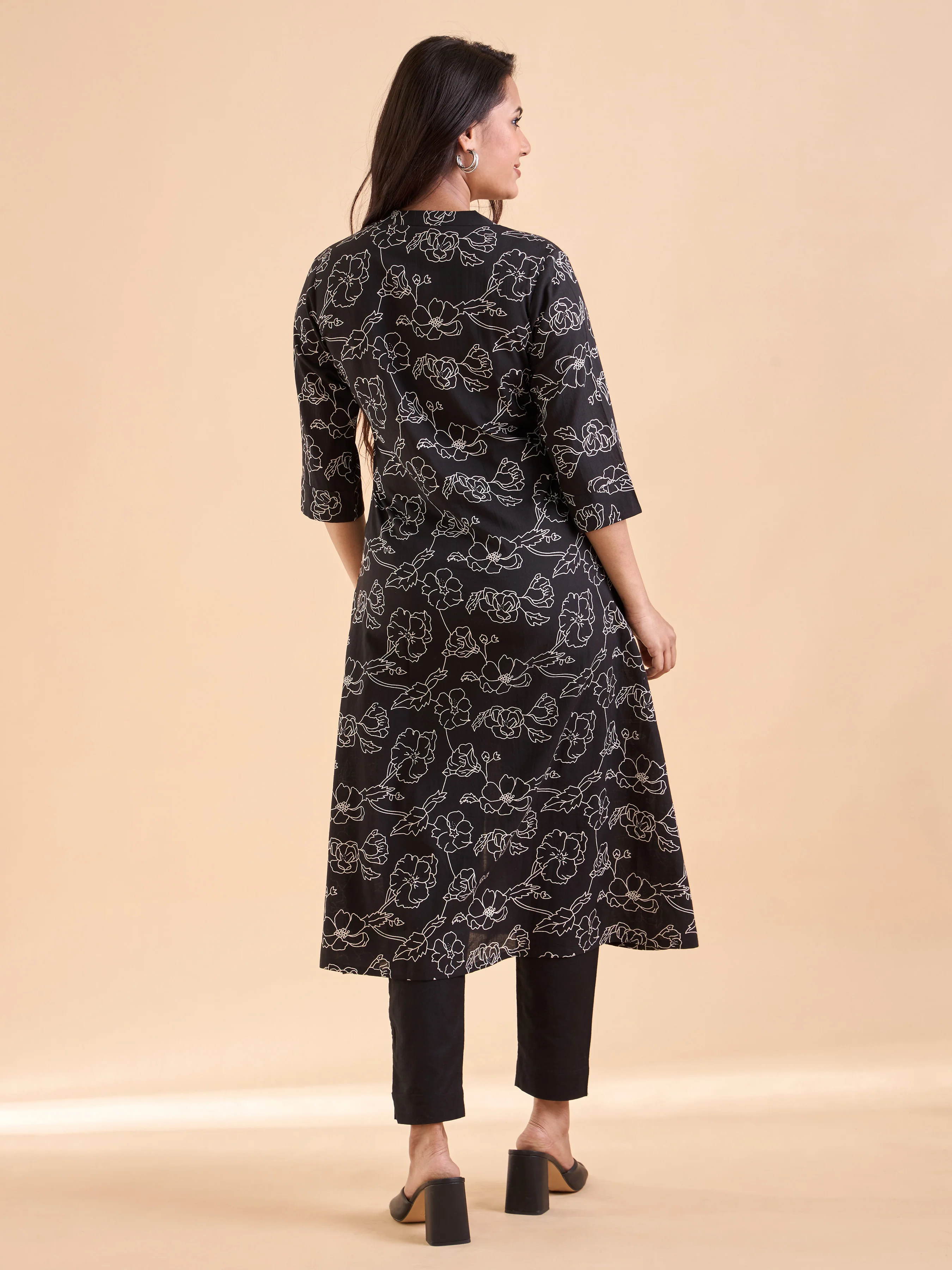 Black Pure Cotton Printed Kurti - Image 5