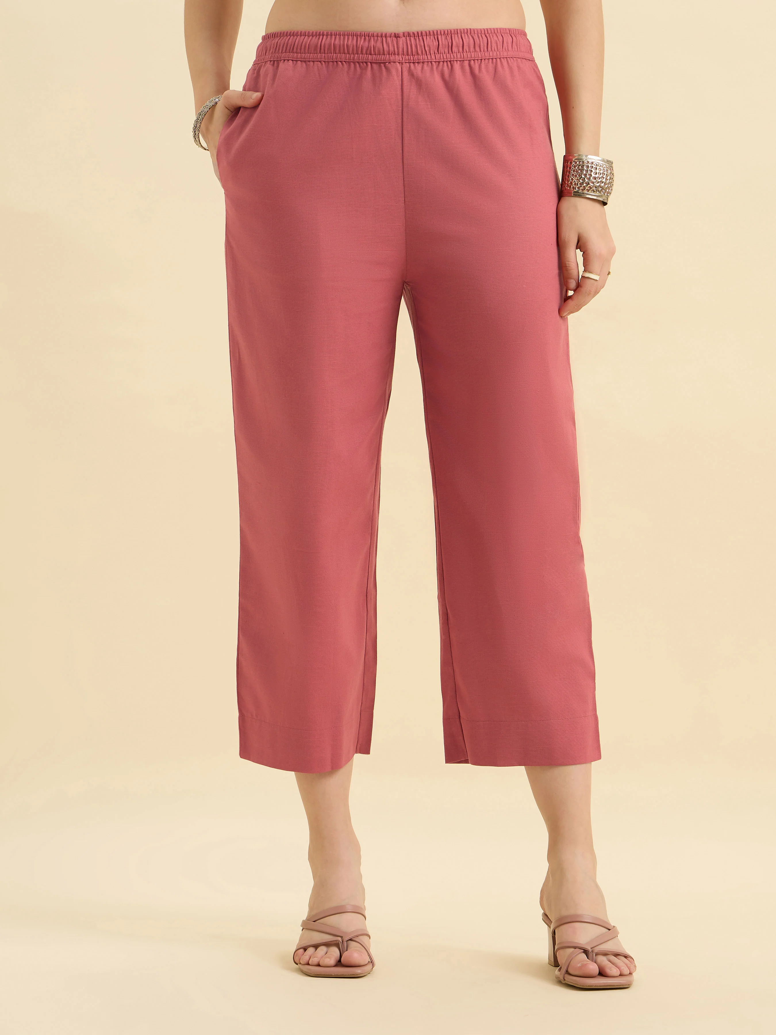 Blush Pink Cotton Flax Slub Placement Print Slitted Sleeveless Kurti With Bottom And Embroidery - Image 7
