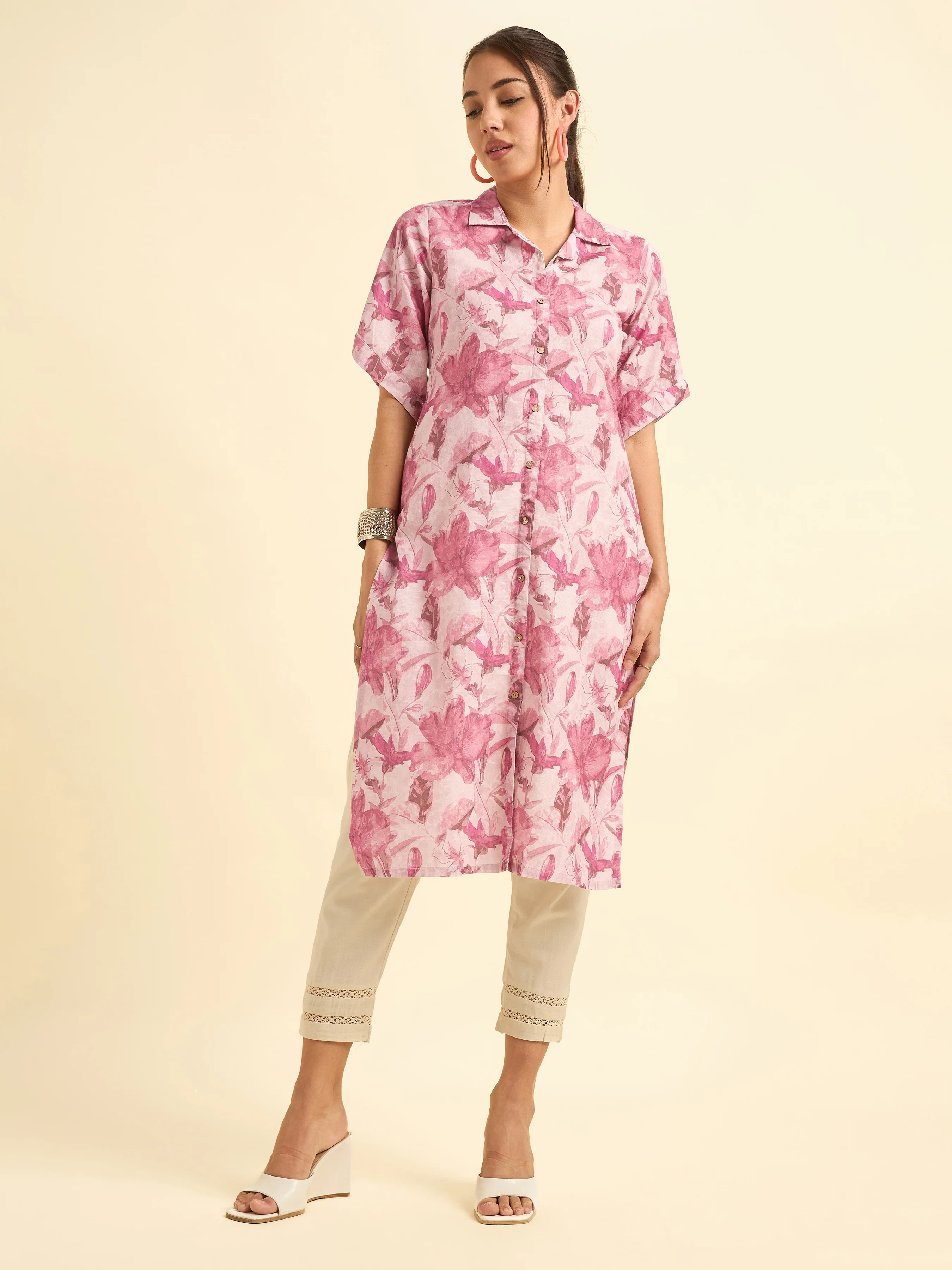 Blush Pink Cotton Slub Slitted Printed Kurti With Full Placket - Image 3