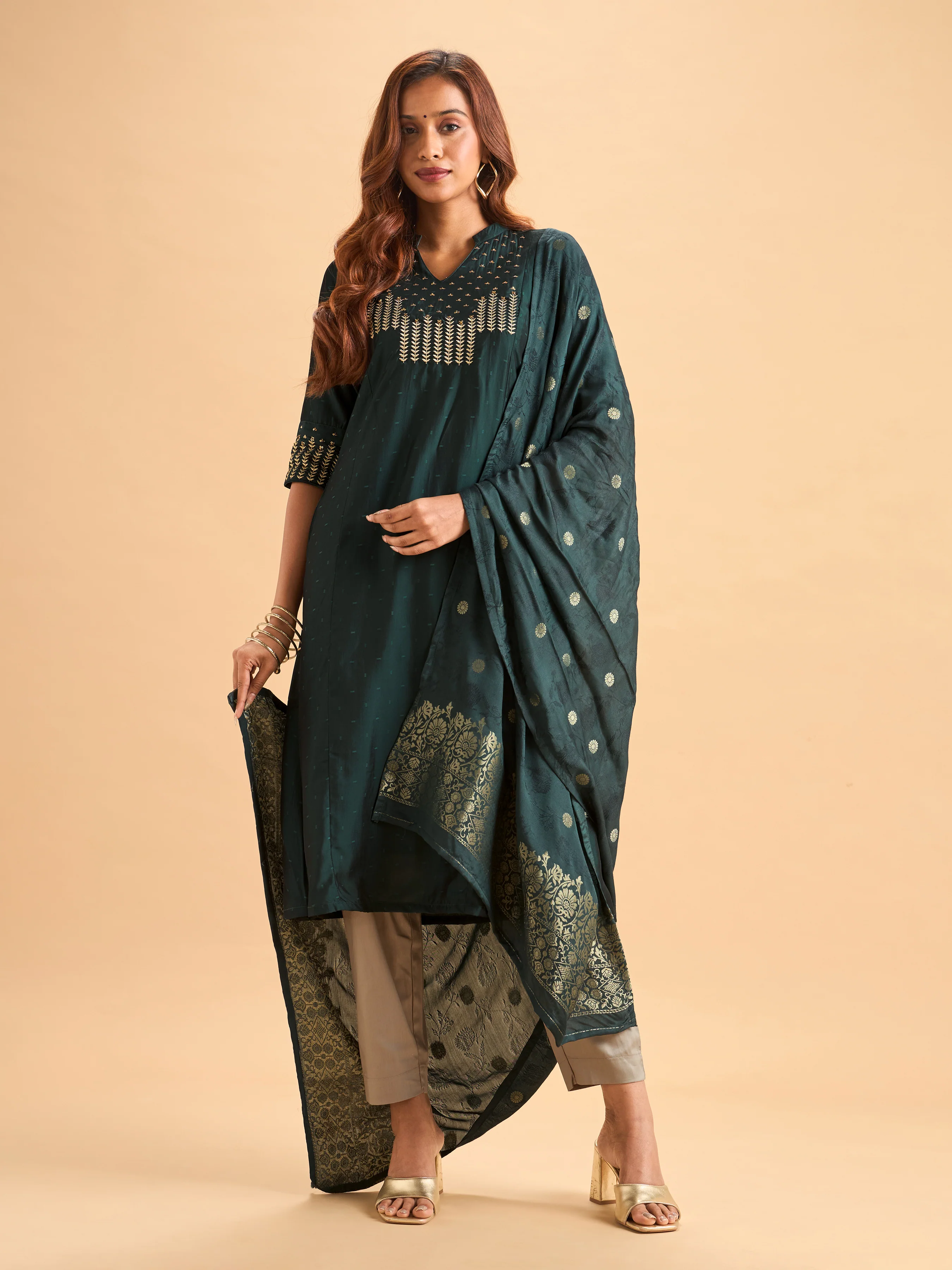 Bottle Green Viscose Blend Kurti Set With Dupatta And Handwork Embroidery - Image 4