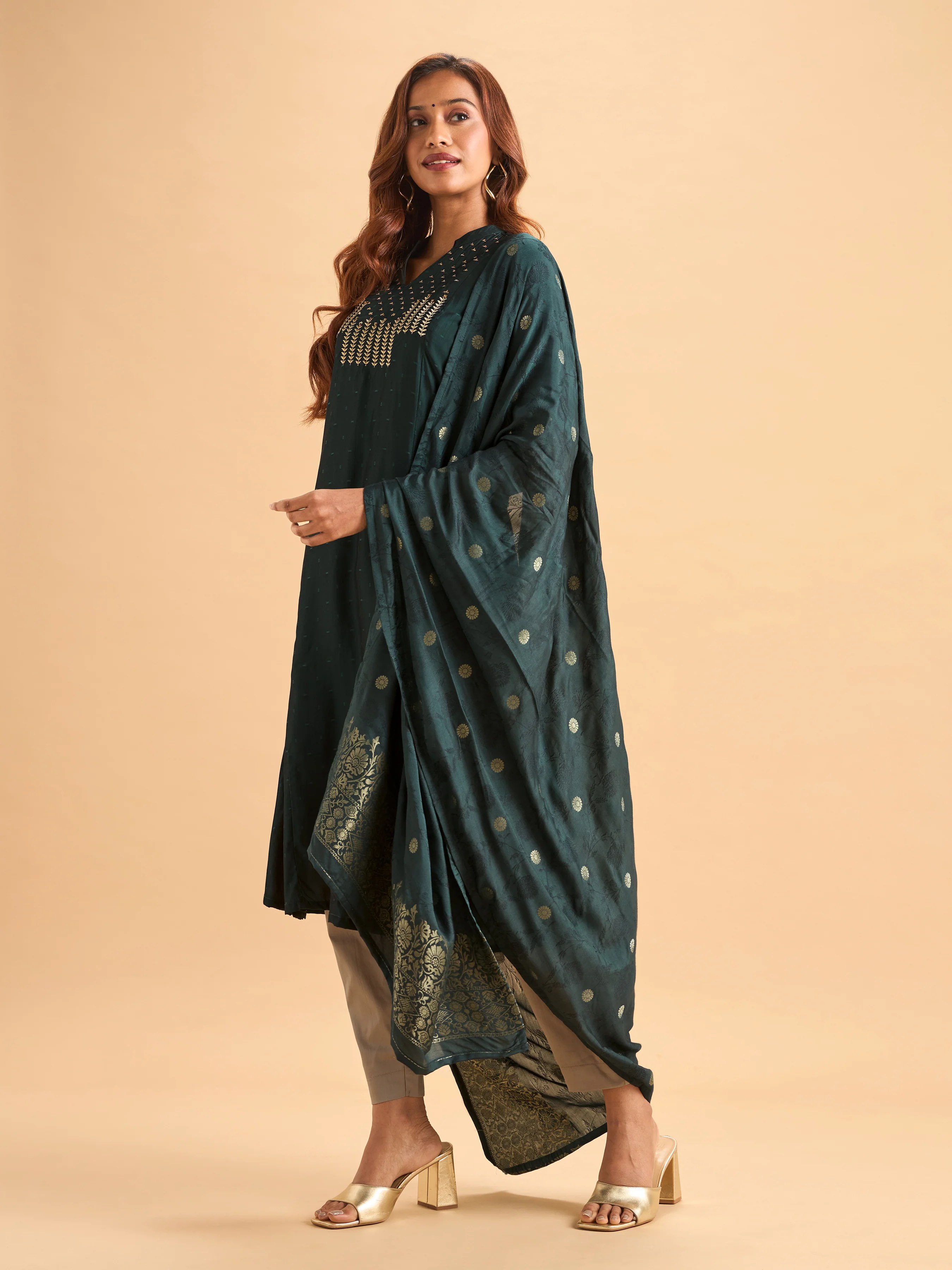 Bottle Green Viscose Blend Kurti Set With Dupatta And Handwork Embroidery - Image 5