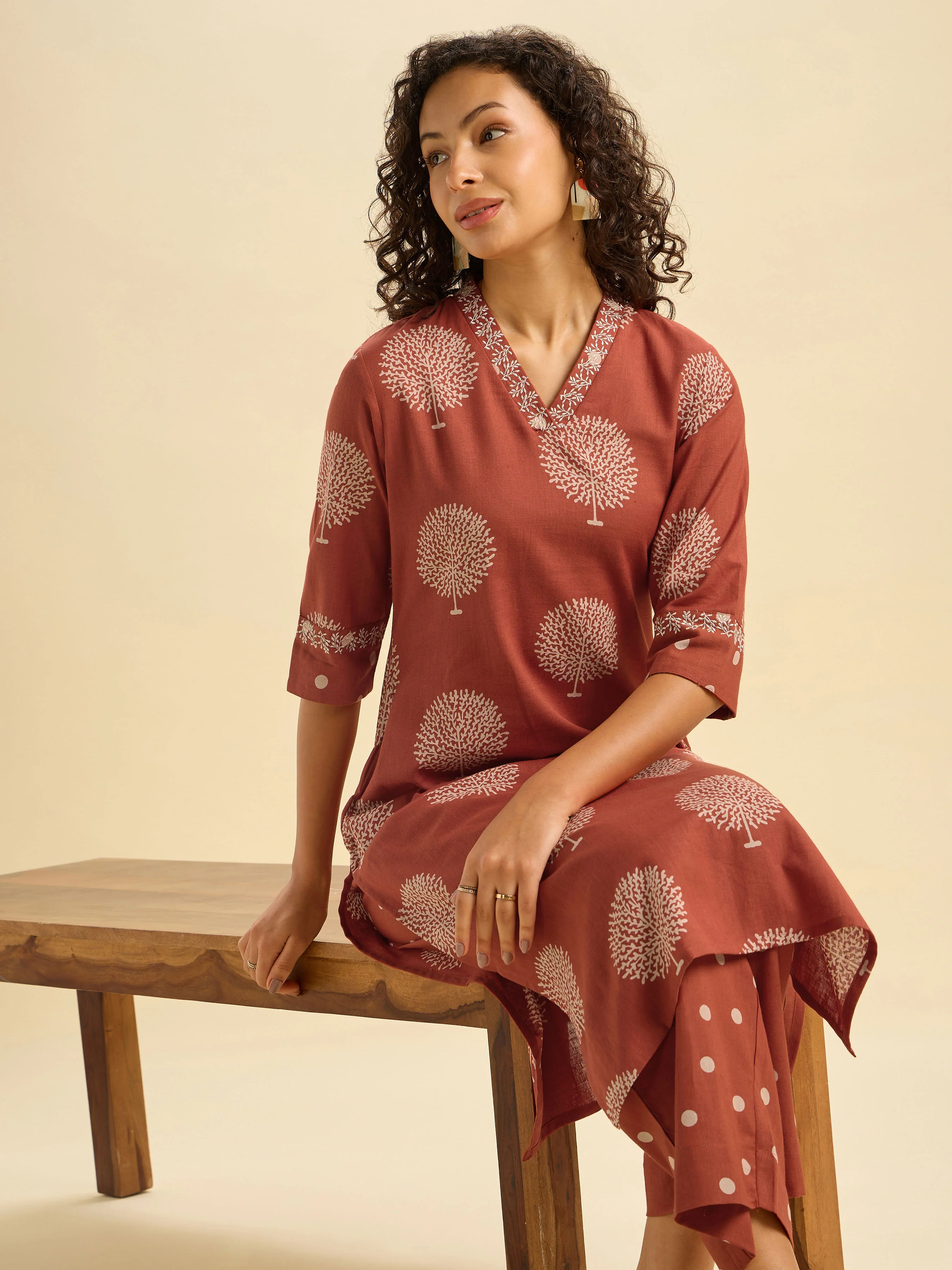 Brick Red Cotton Flax Printed Kurti Set With Embroidery - Image 3