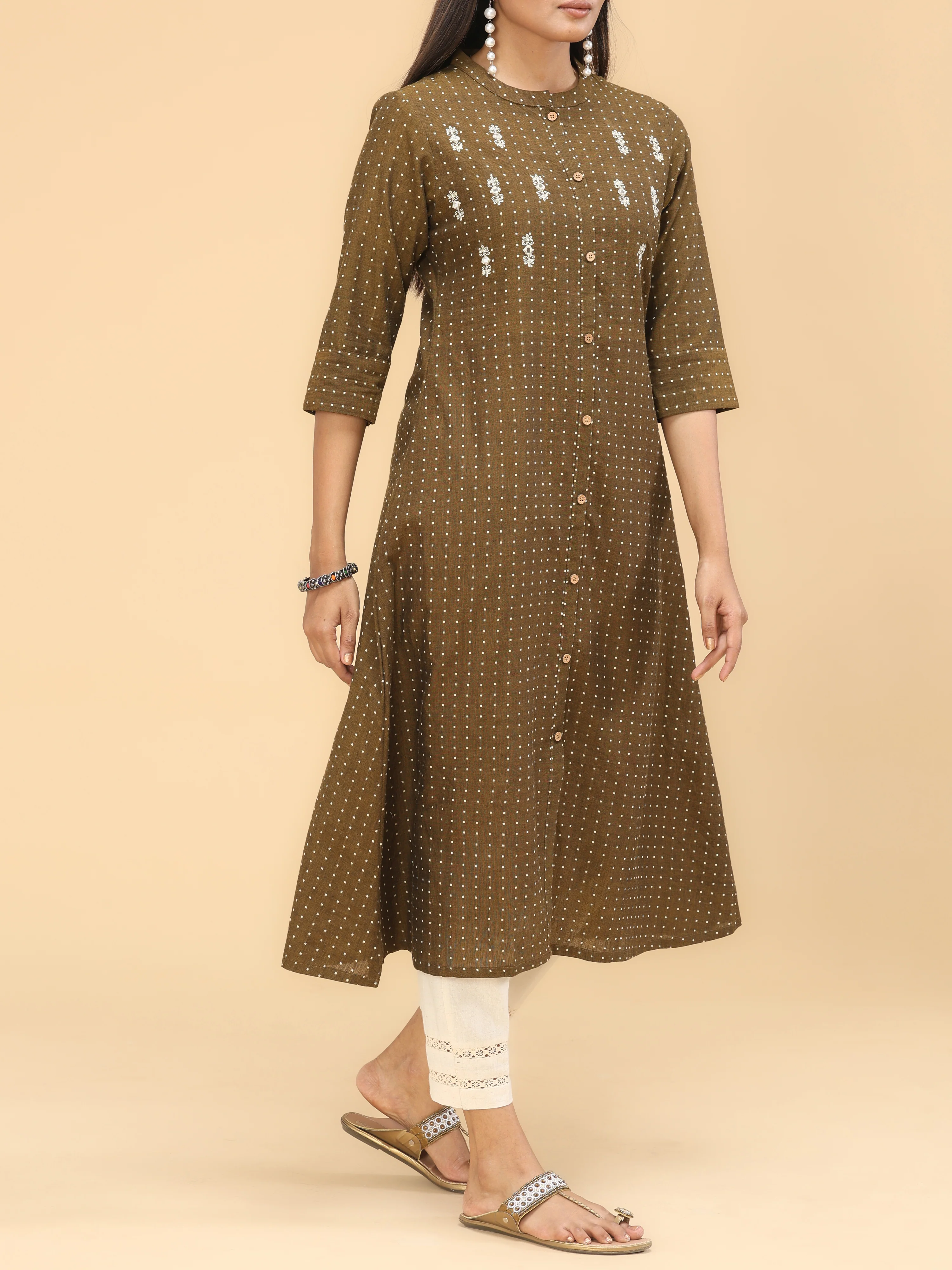 Brown Cotton Dobby Kurti With Embroidery - Image 4