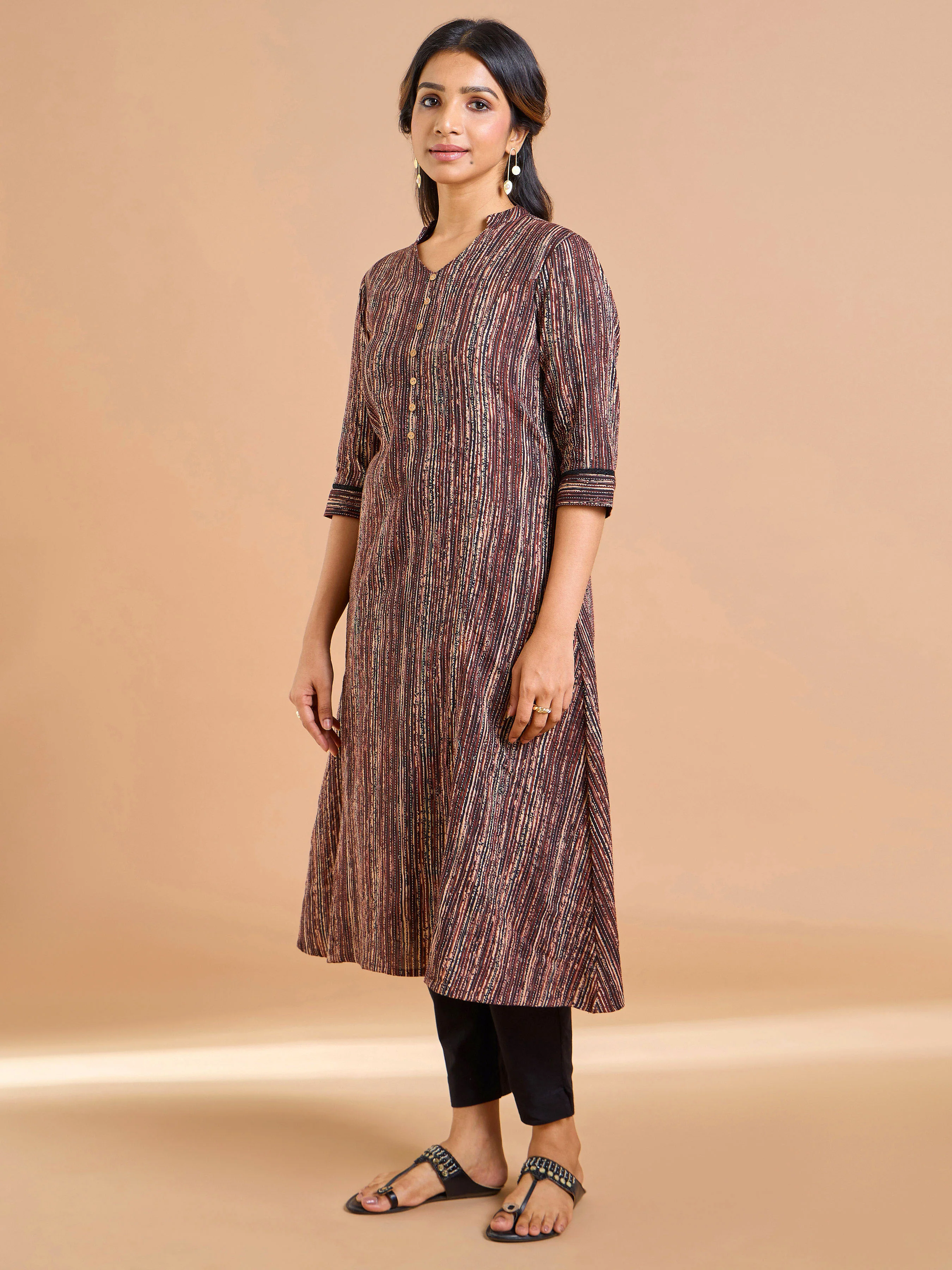 Coffee Brown Pure Cotton Katha Printed Kurti With Princess Cut - Image 4