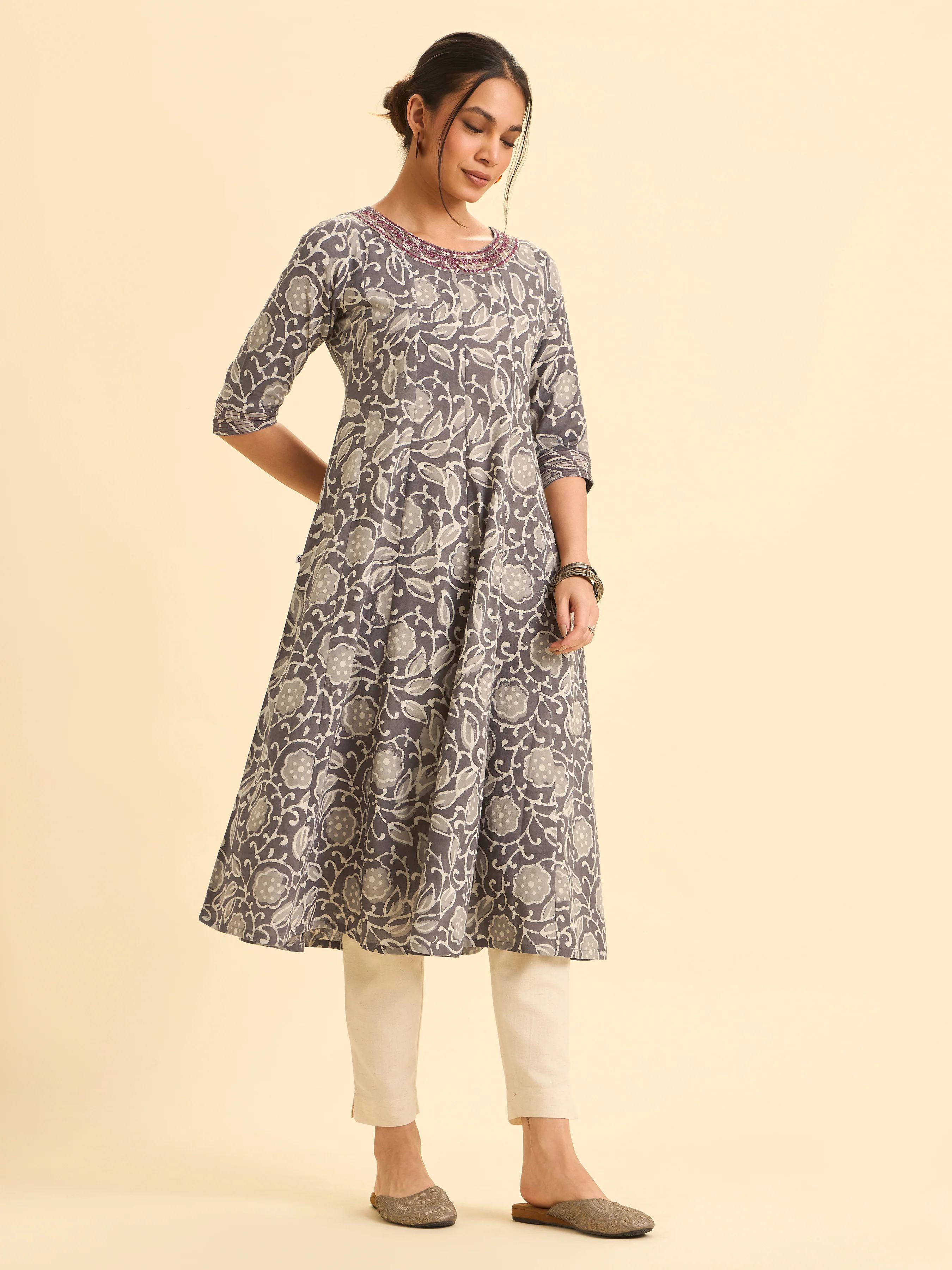 Gray And Ivory Pure Cotton Printed Flared Kalicut kurti With Embroidery And Sequins Work - Image 4