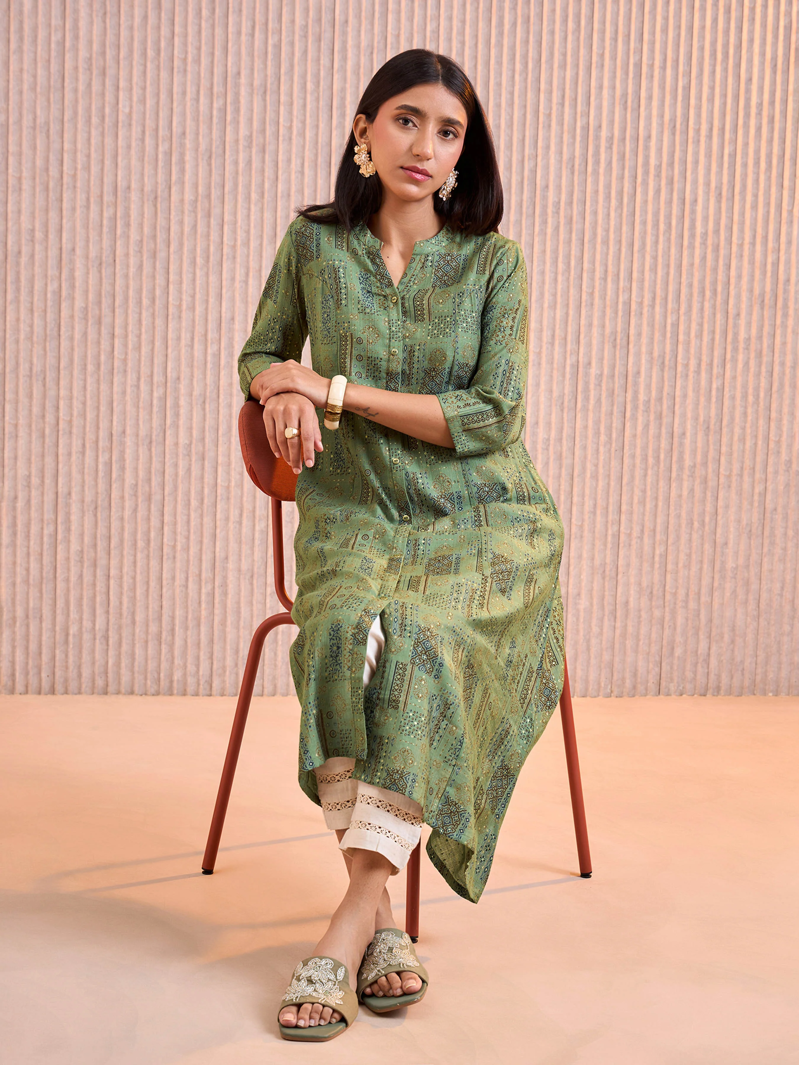 Green Viscose Blend Printed Kurti - Image 3