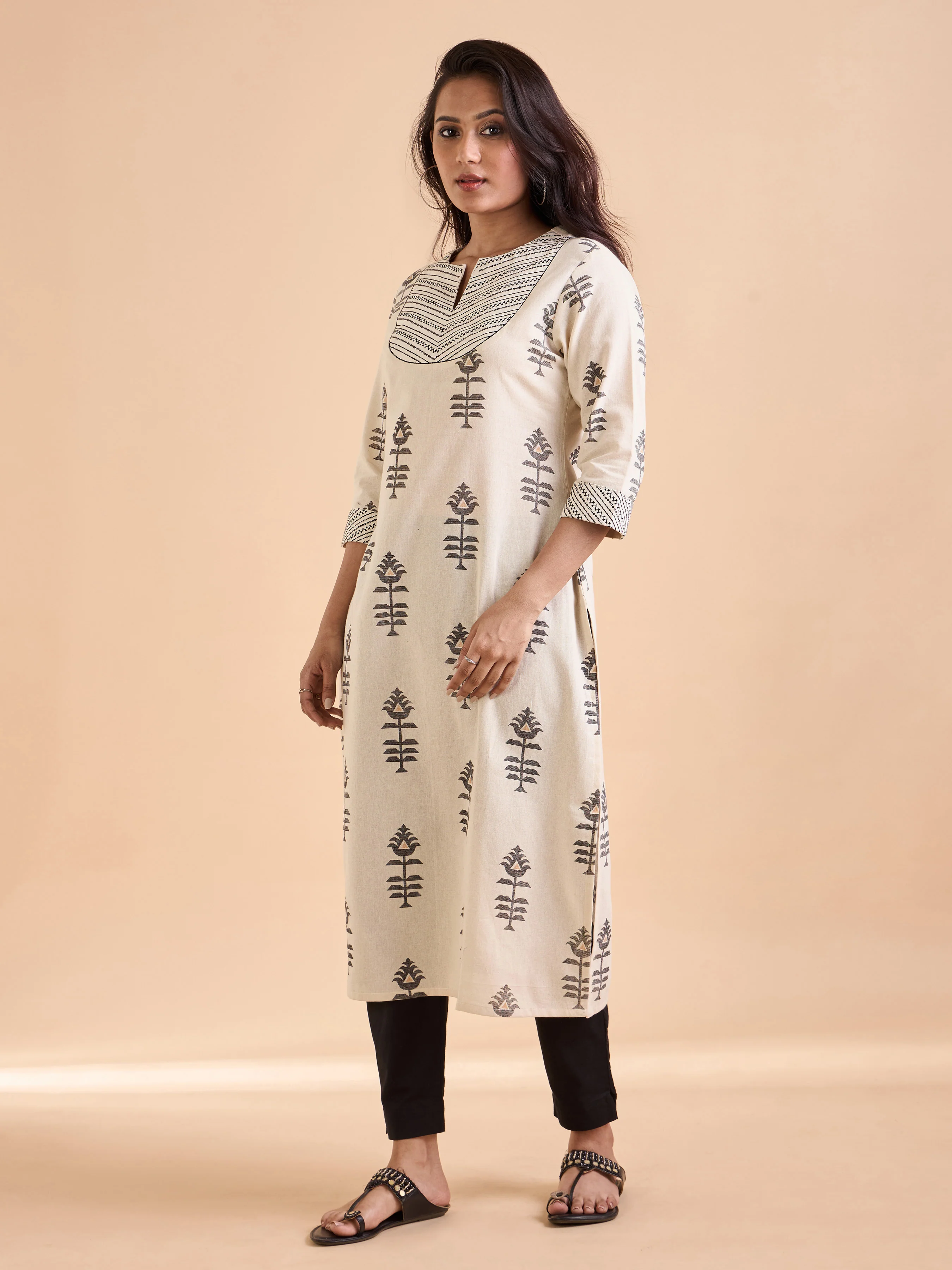 Ivory And Black Cotton Flax Printed Kurti With Embroidery - Image 4