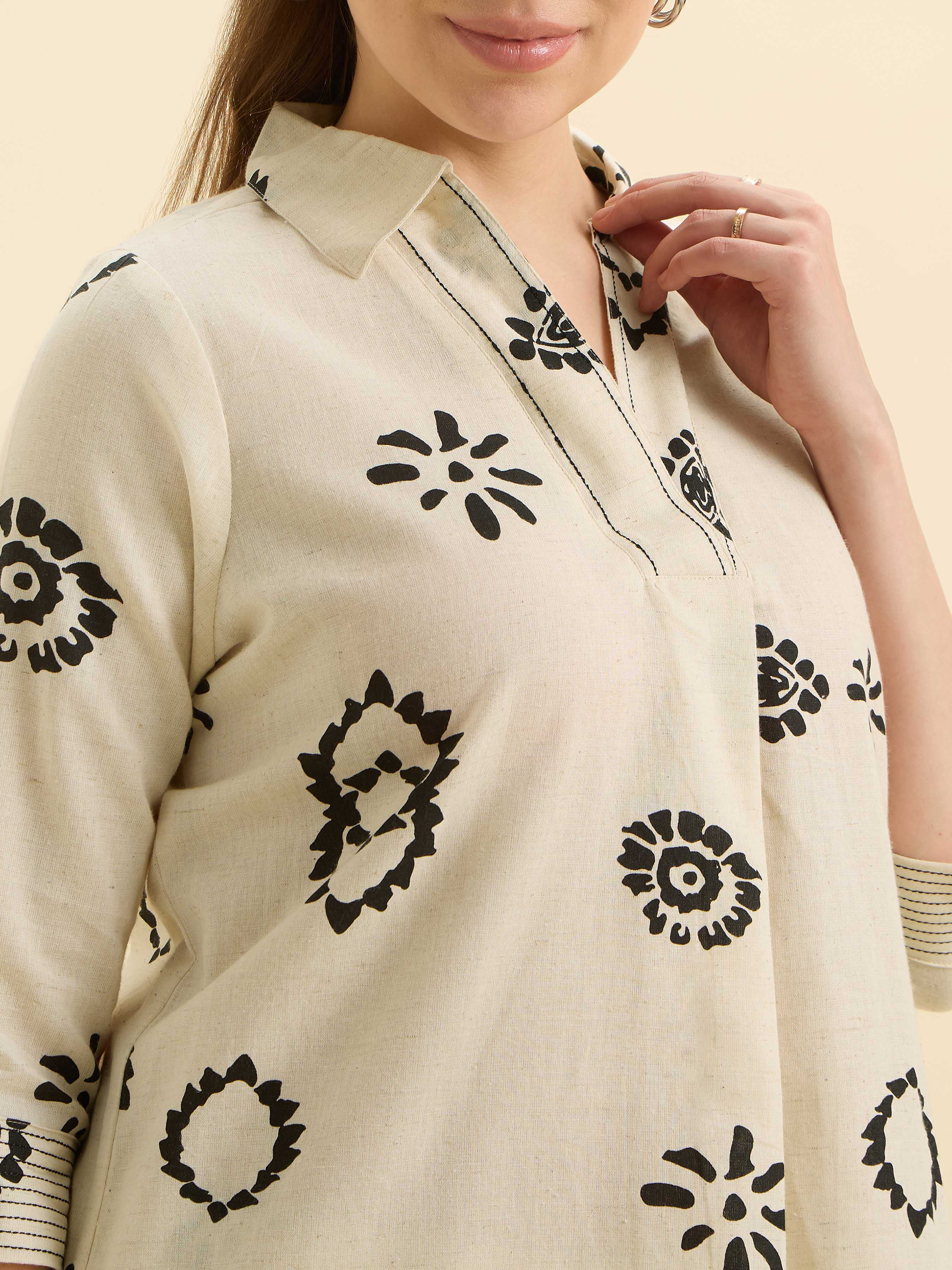 Ivory Black Cotton Flax Printed Tunic Set With Knife Pleat And Embroidery - Image 6