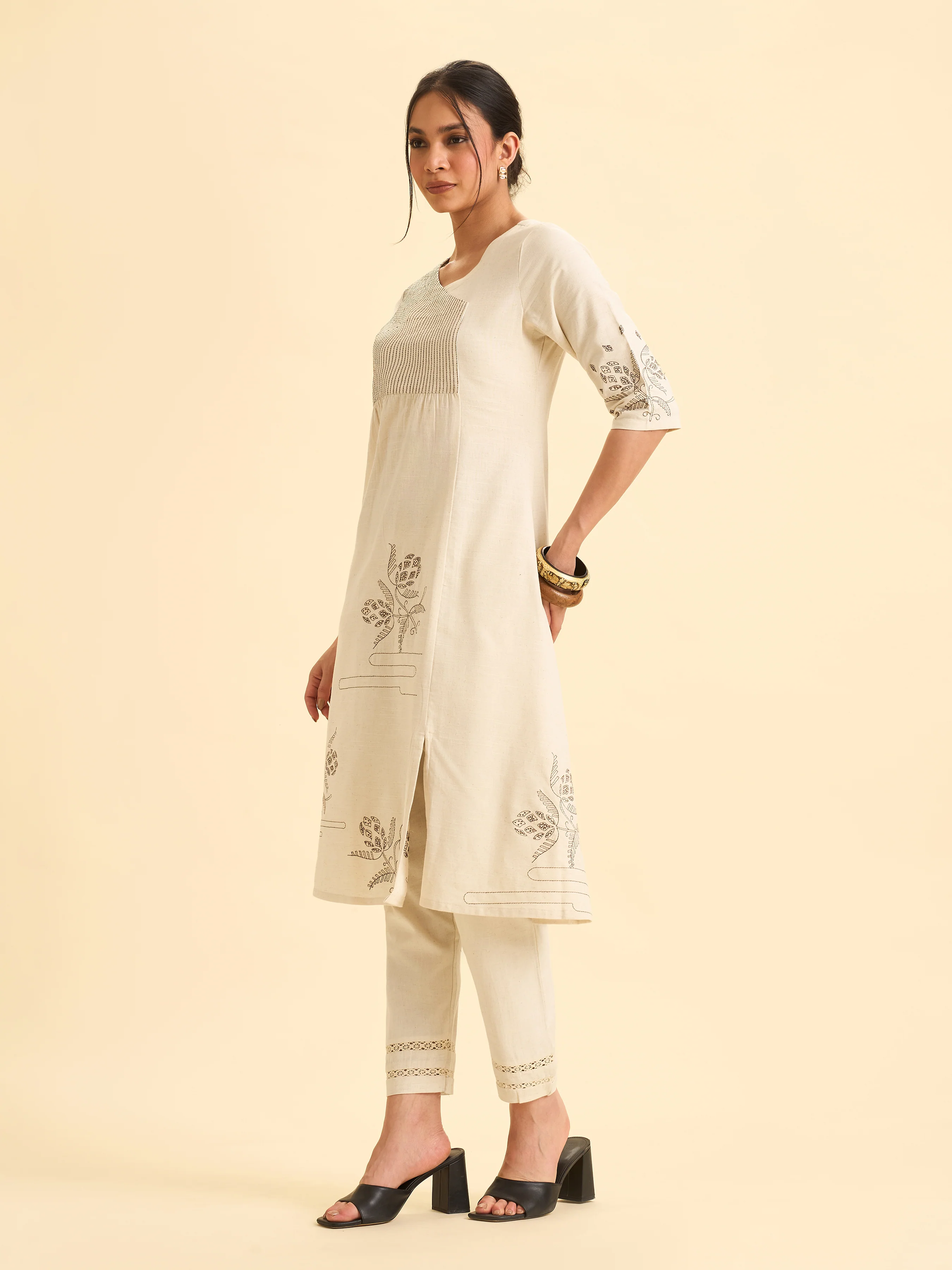 Ivory Cotton Flax Slub Embroideriy Kurti With Panelcut And Gathers - Image 4