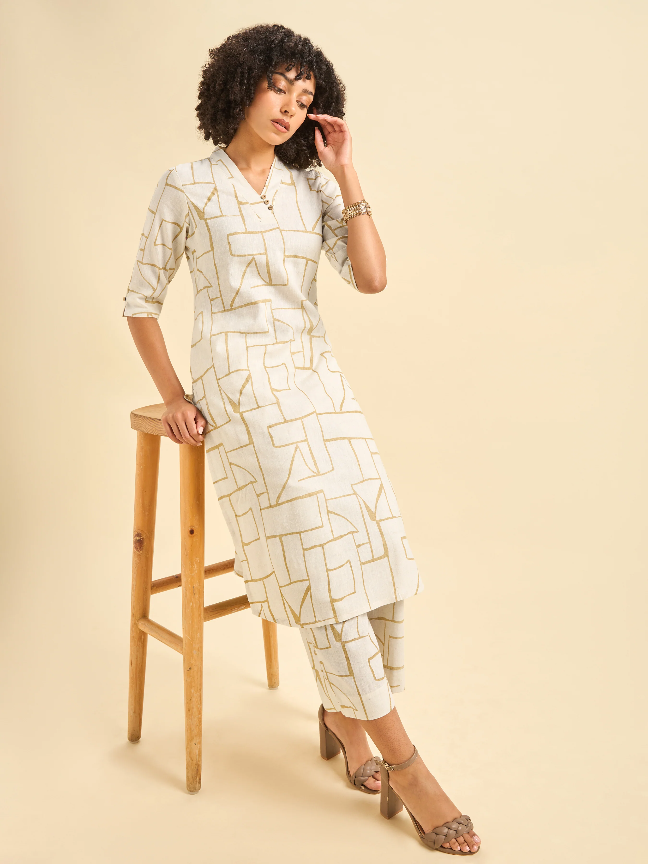 Ivory Cotton Linen Slitted Printed Co-Ord Set - Image 4