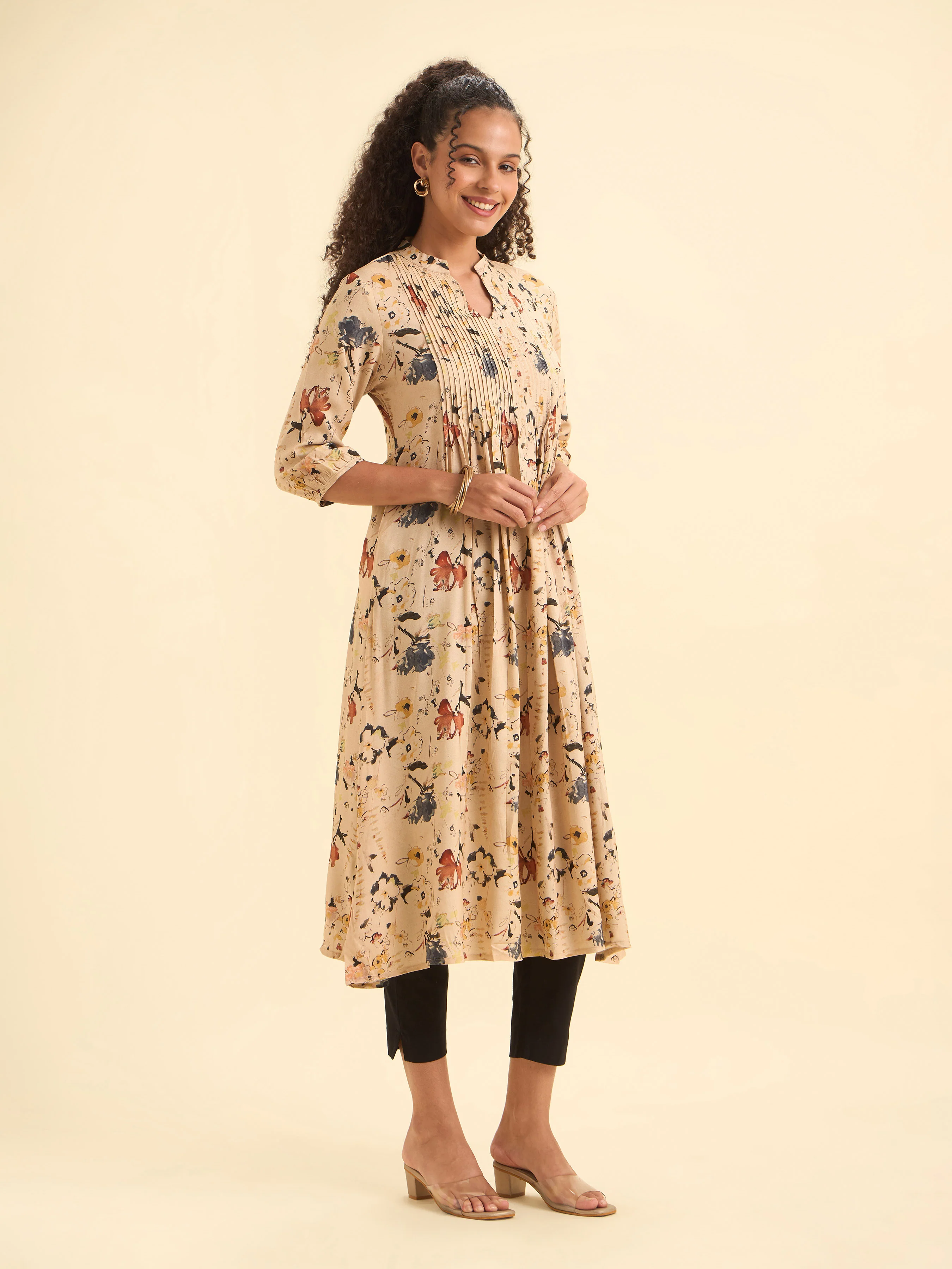 Ivory Viscose Flared Printed Kurti With Pintucks - Image 5