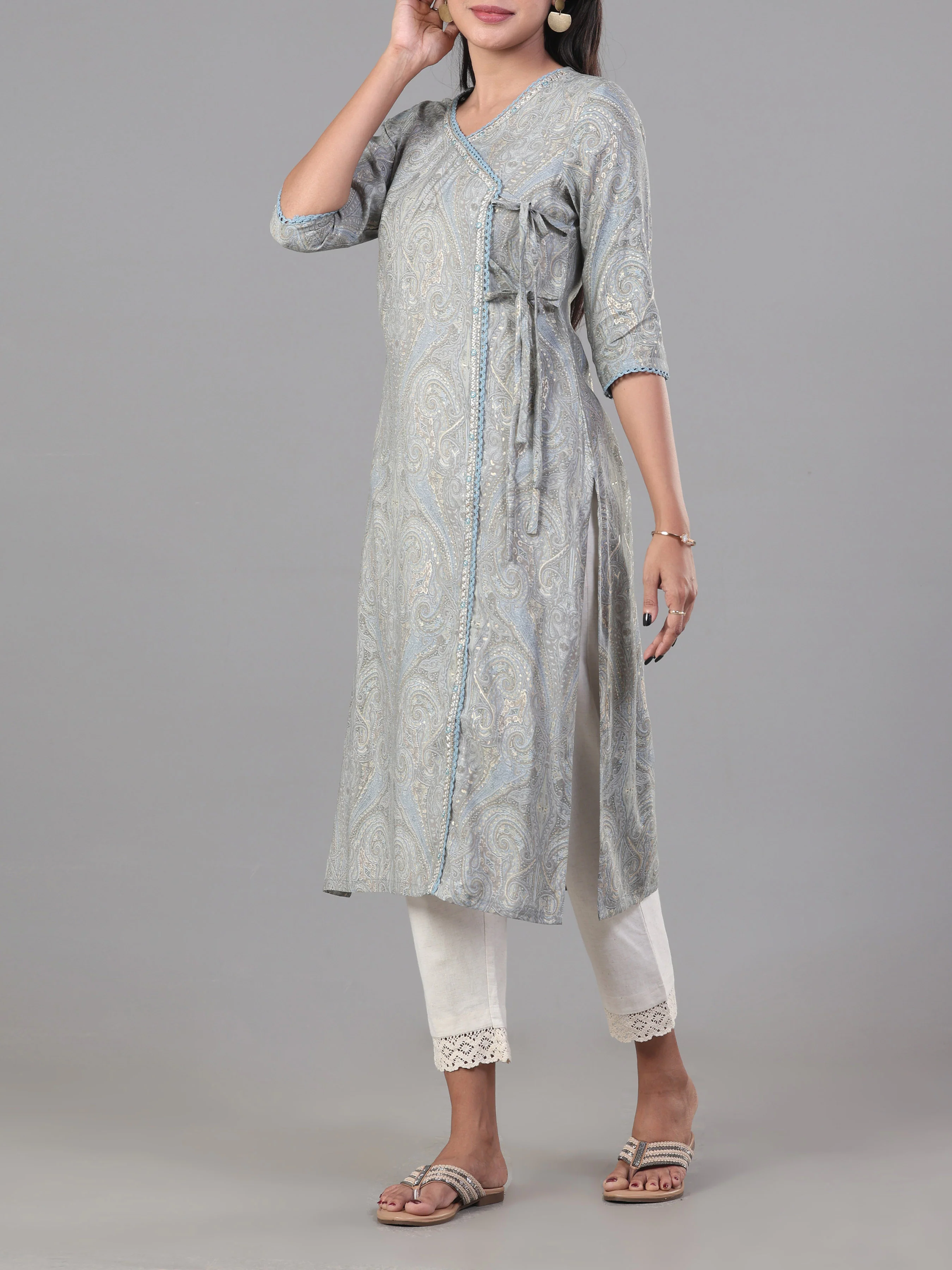 Light Grey Modal Chanderi Printed Kurti With Lace Detailing - Image 4