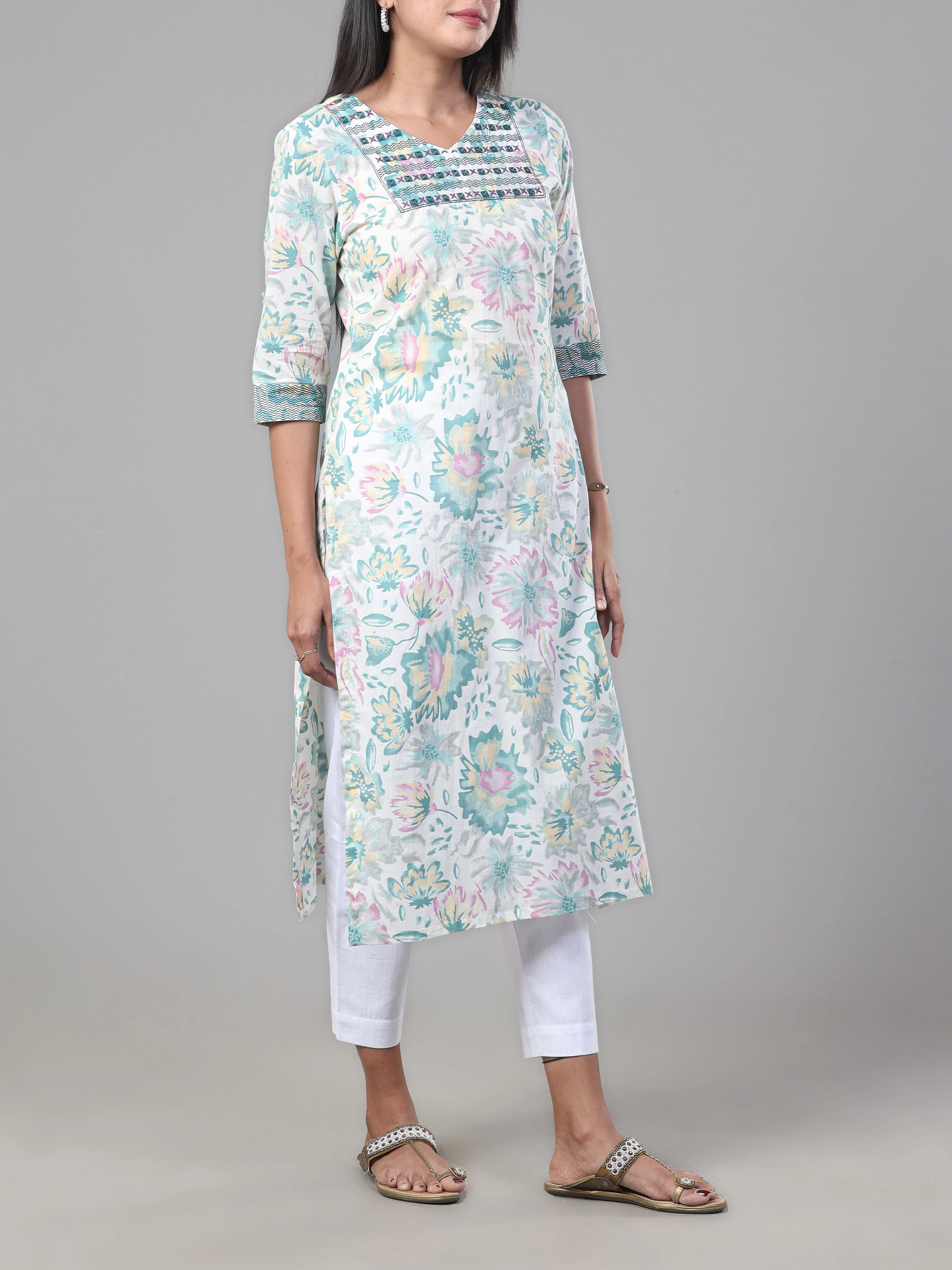 Multi Colour Pure Cotton Kurti With Embroidery - Image 4