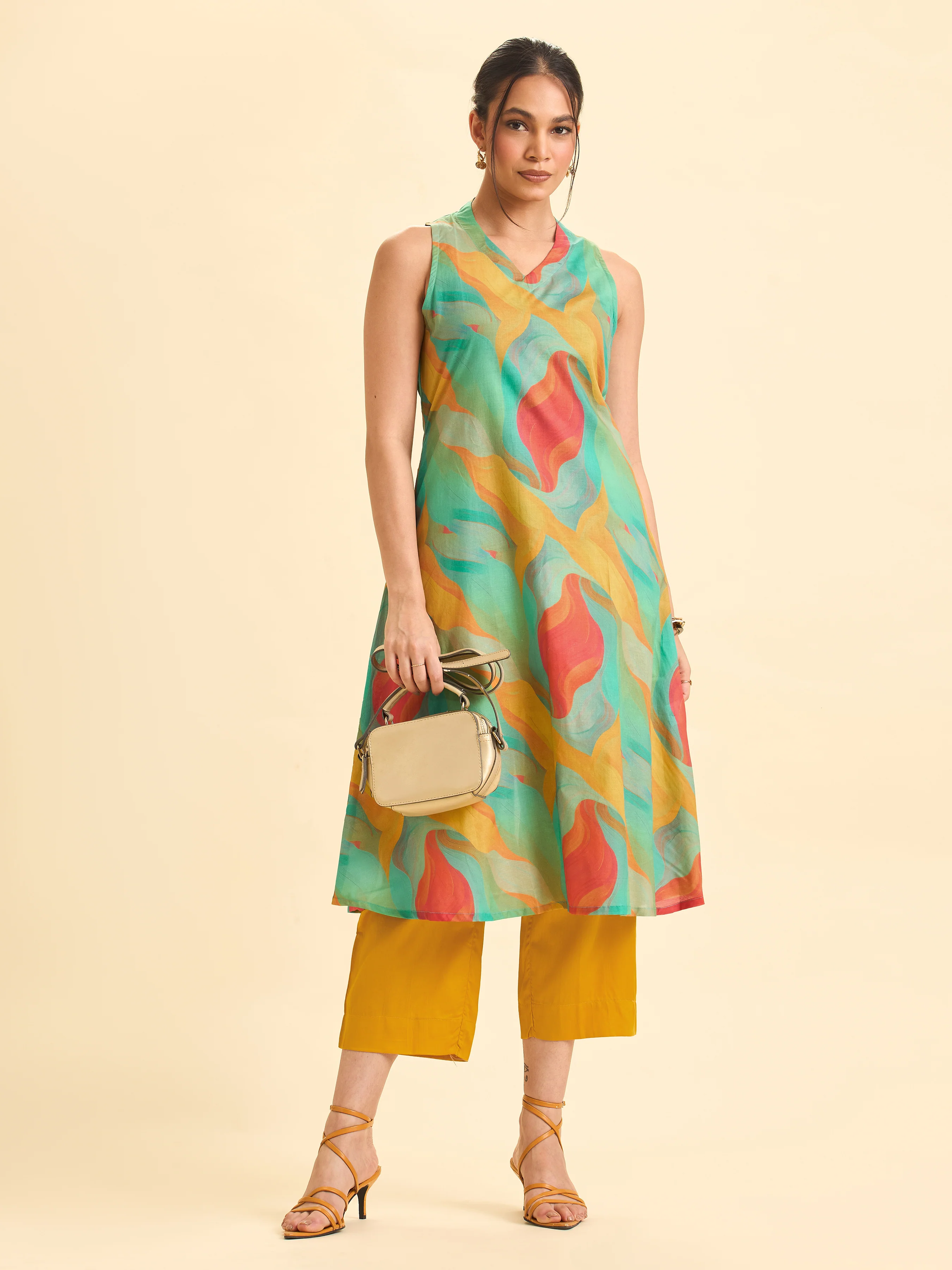 Multi Colour Pure Cotton Printed Flared Kurti Set With Tank -Style Sleeve Less - Image 6