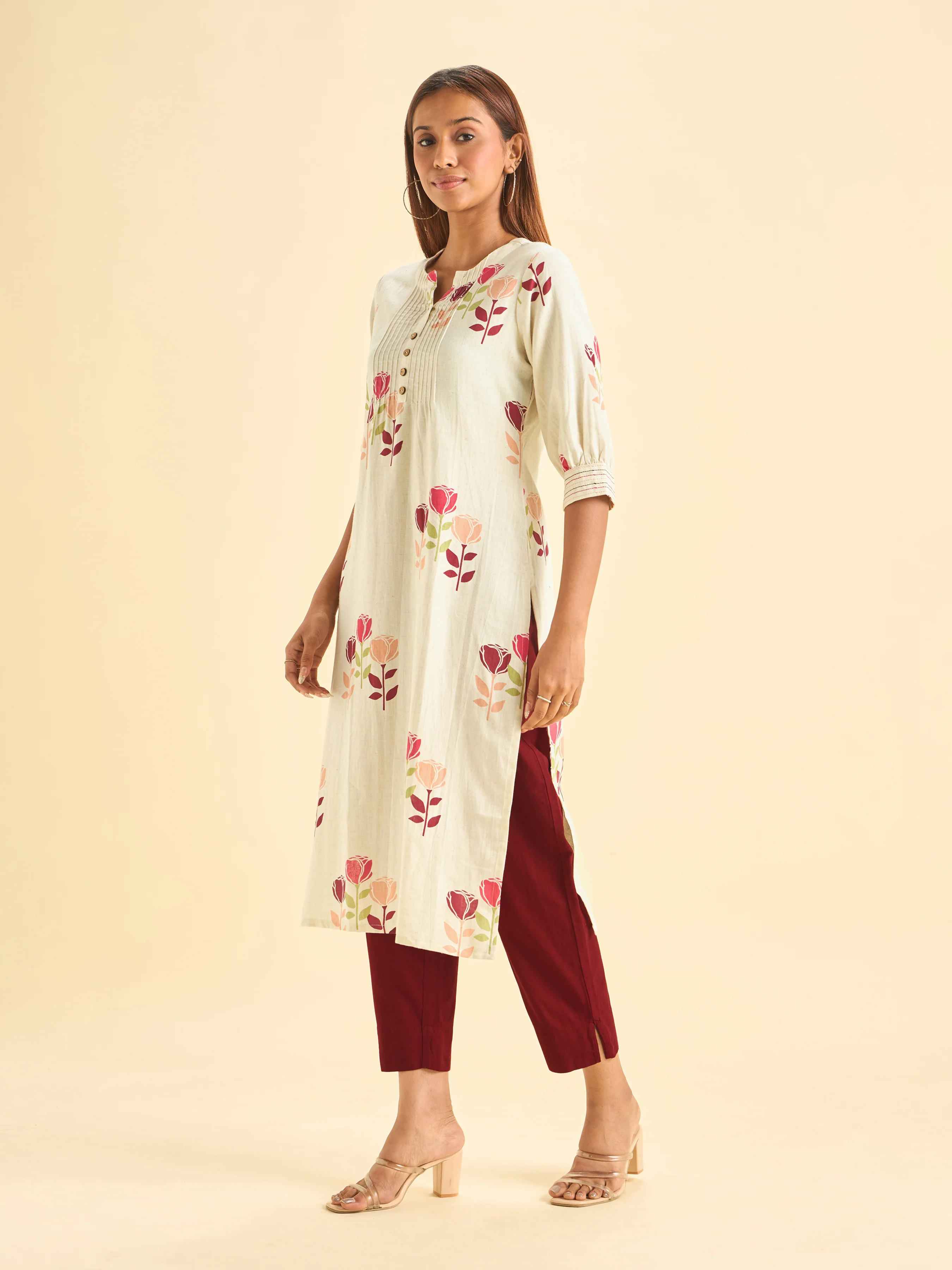 Multicolour Cotton Flax Printed Slitted Kurti With Embroidery On Sleeves And Pintucks - Image 6