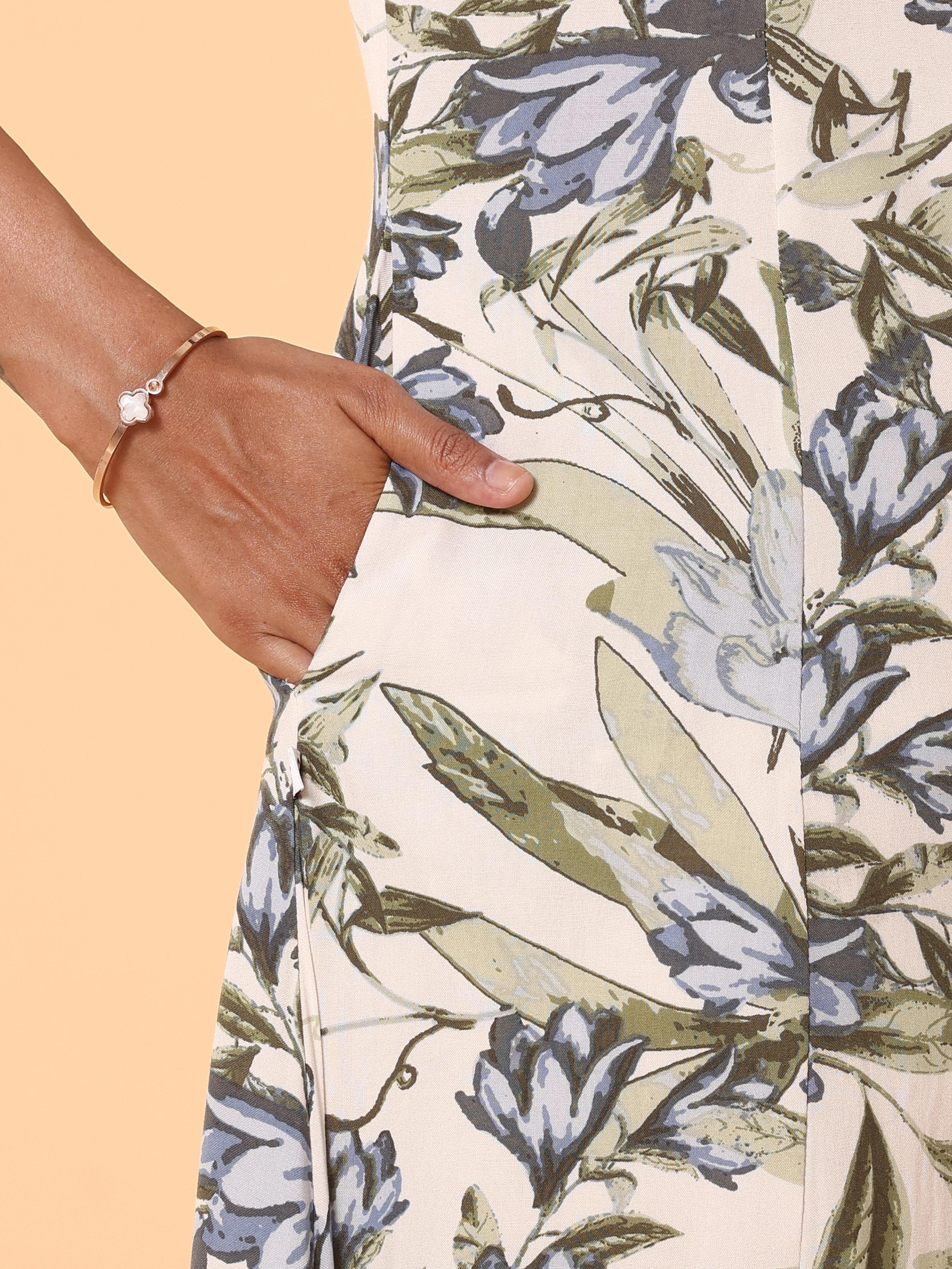 Multicolour Viscose Printed Kurti With Lace Detailing - Image 4