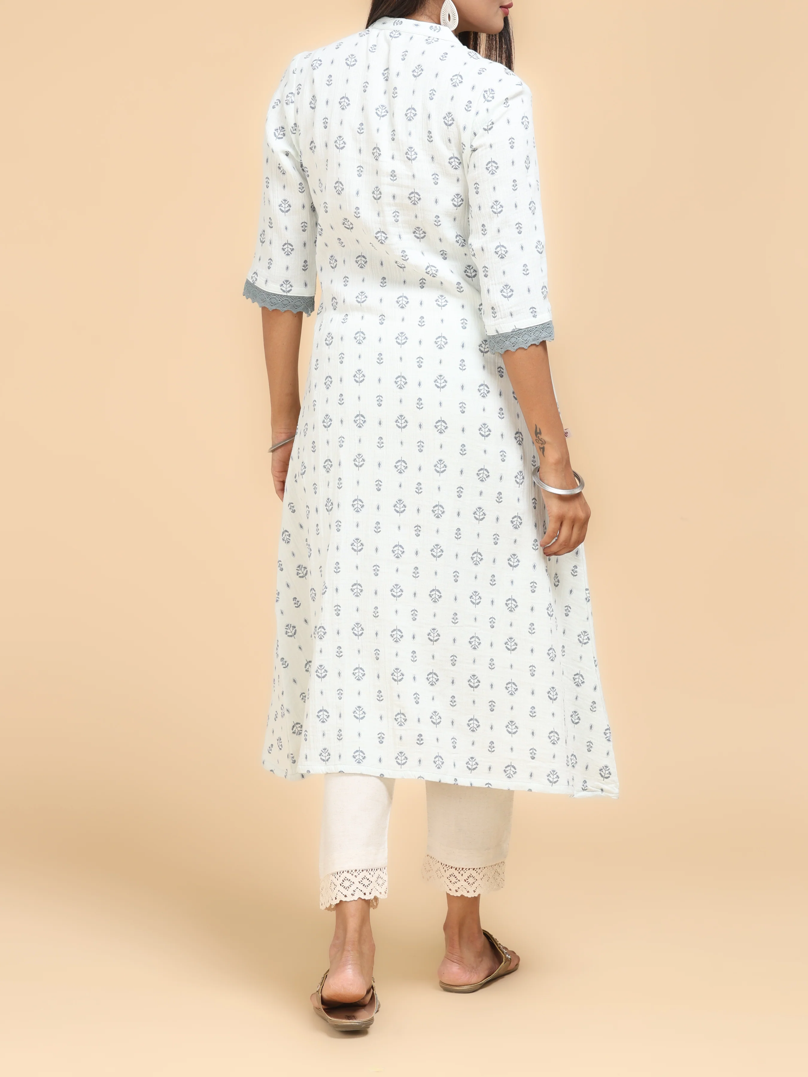 Off White Cotton Printed Kurti With Lace Detailing - Image 6