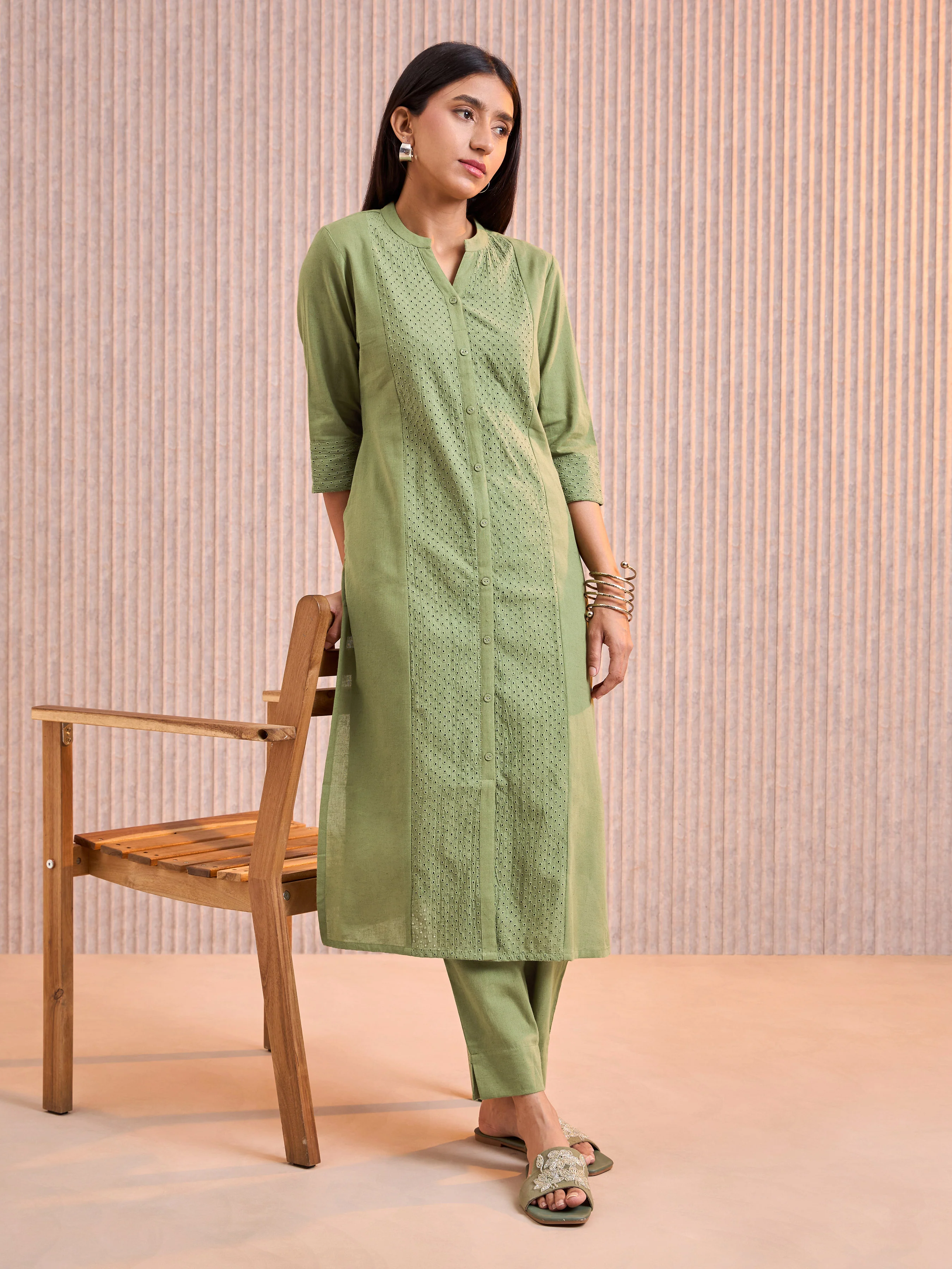 Olive Green Cotton Flax Kurti & Bottom With Lace - Image 3
