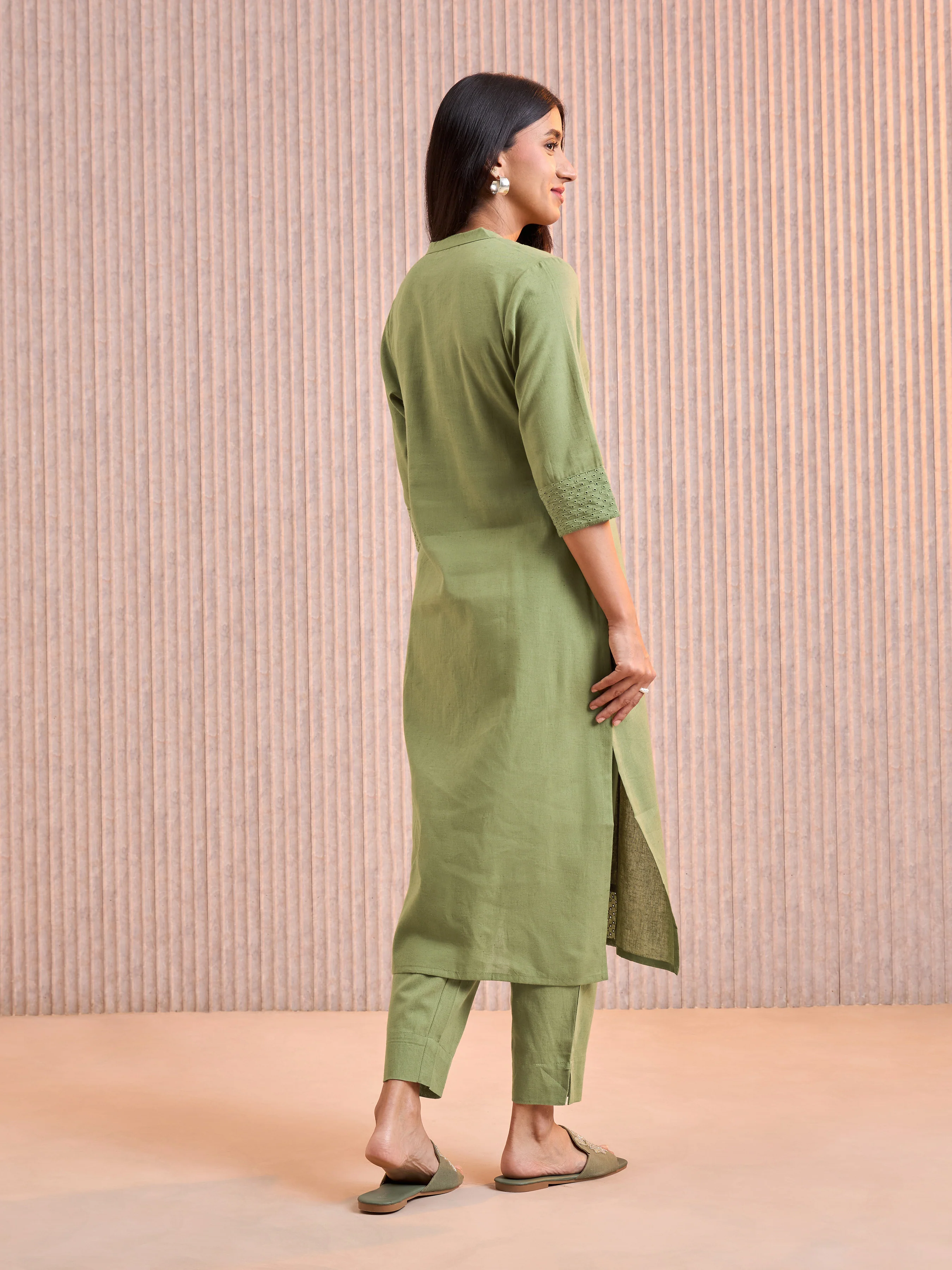 Olive Green Cotton Flax Kurti & Bottom With Lace - Image 6