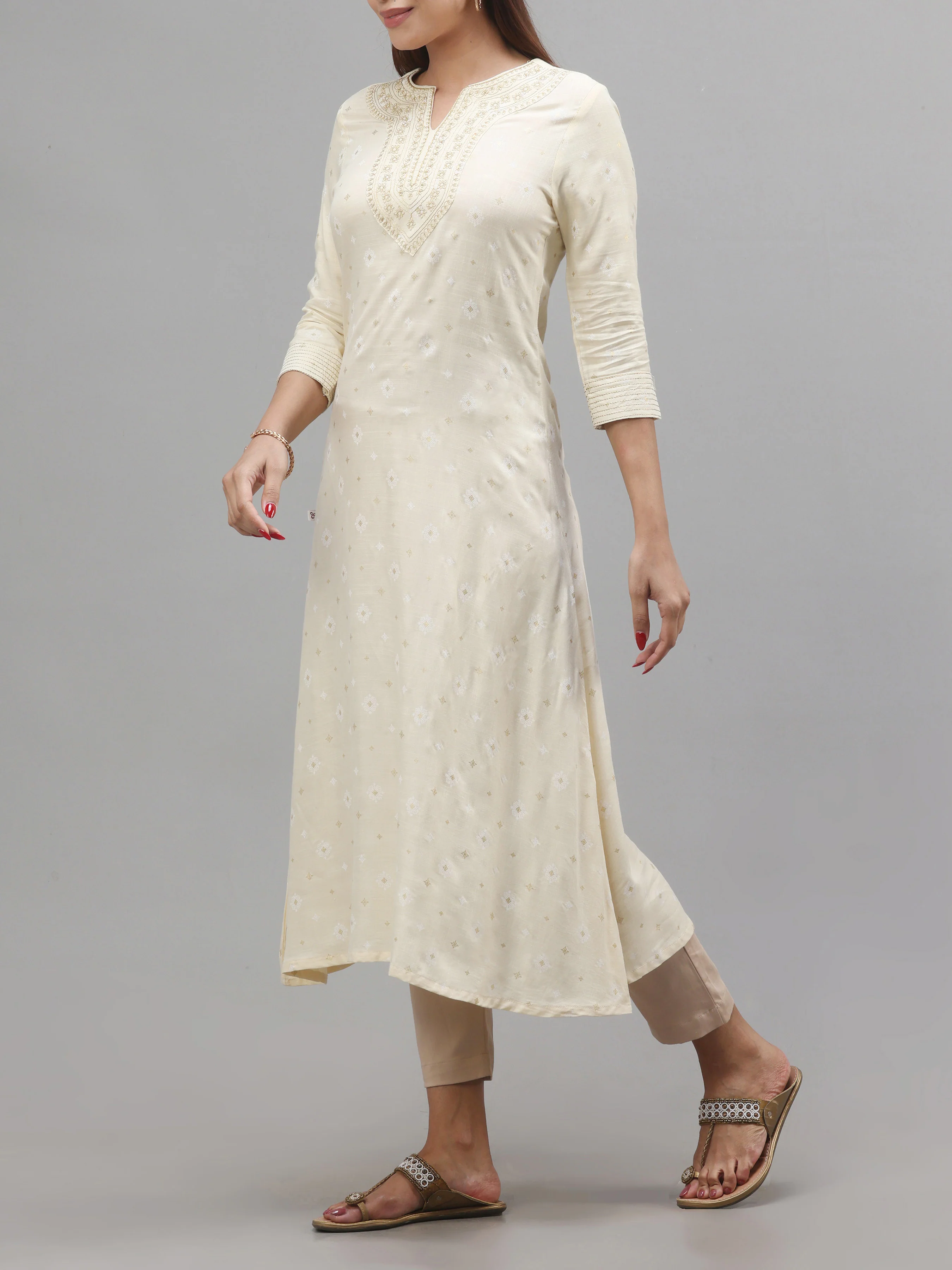 Pale Yellow Viscose Slub Kurti With Embroidery - Image 4