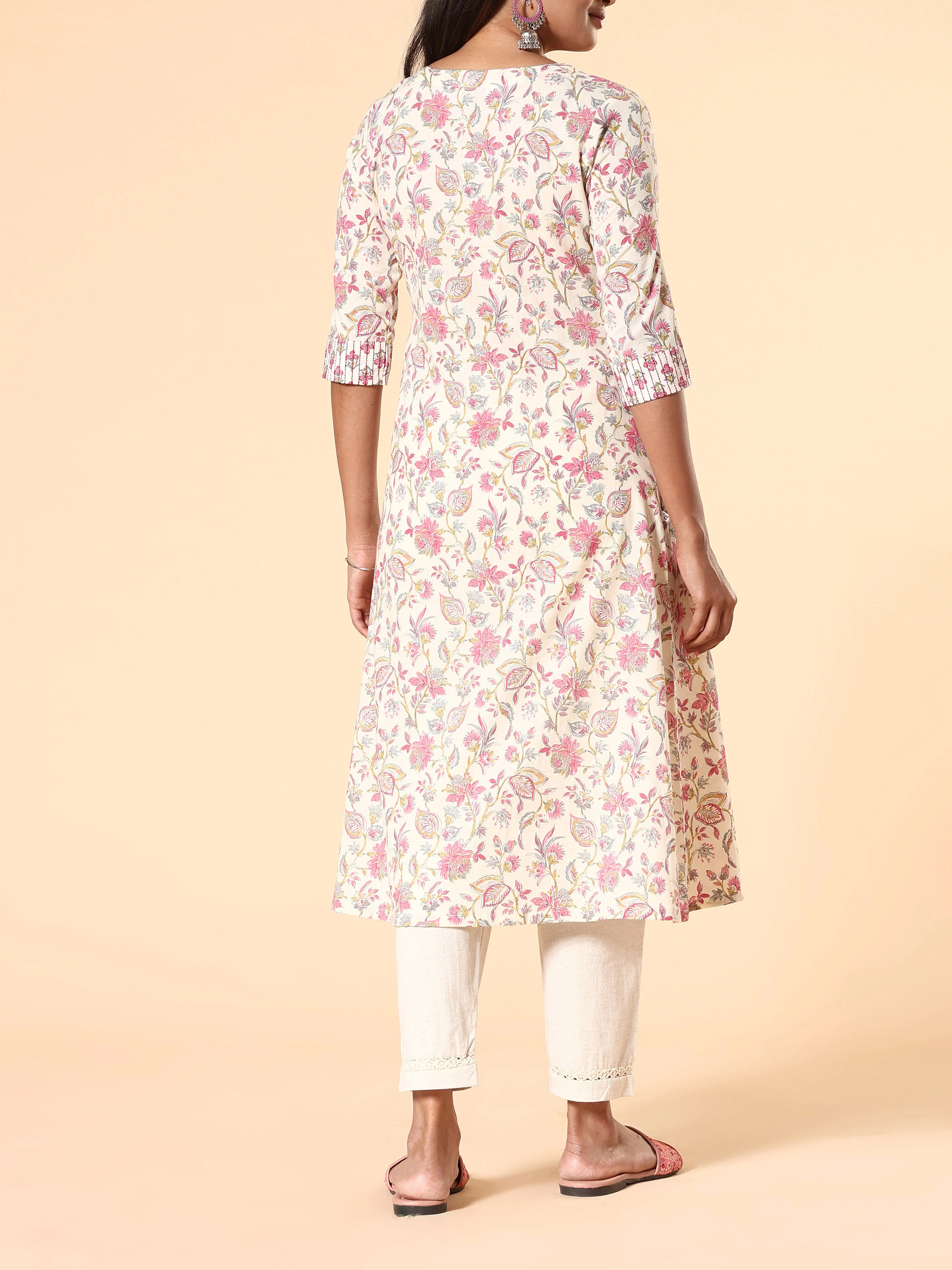 Pink Pure Cotton Printed Kurti With Embroidery - Image 5