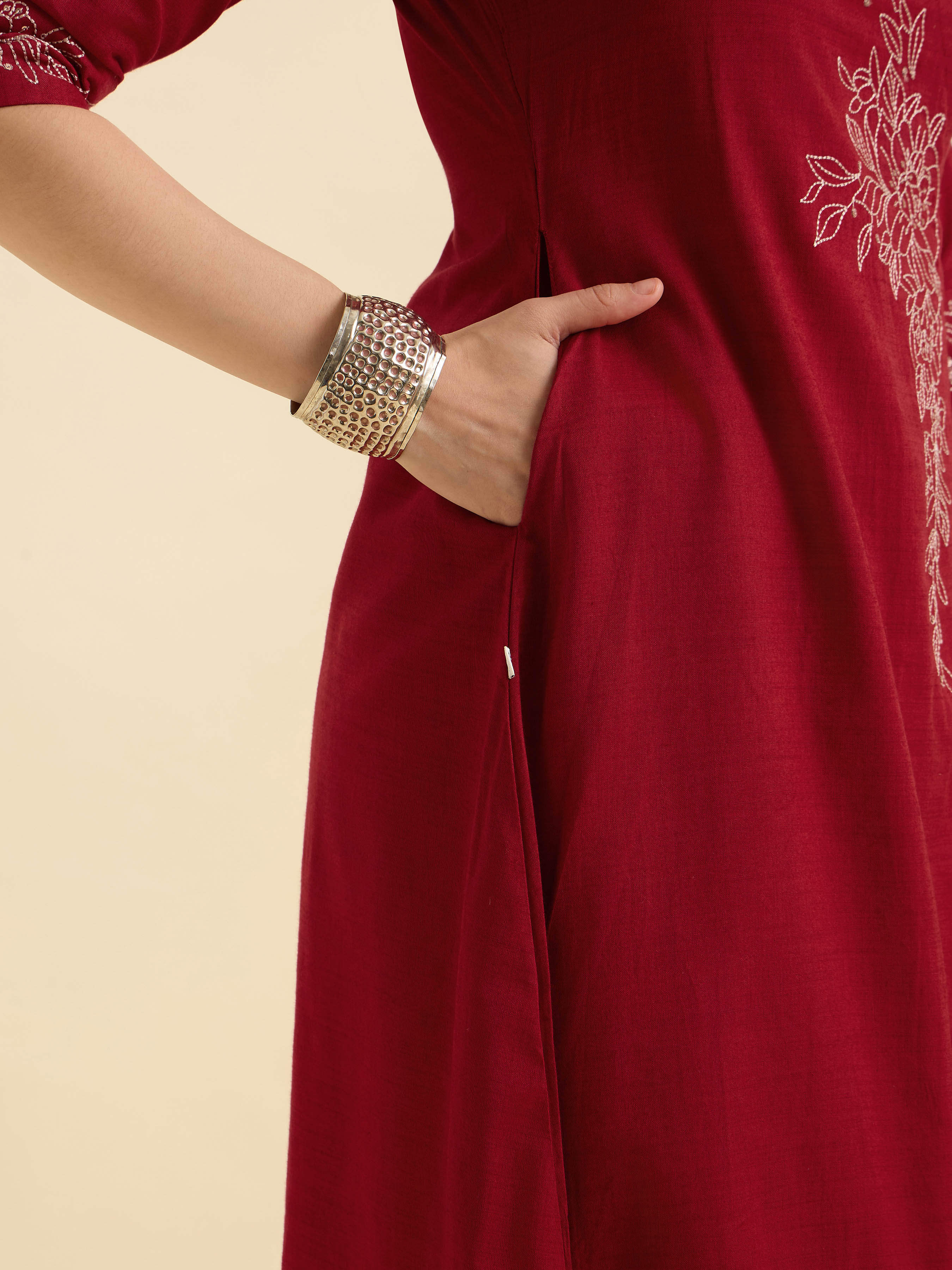 Red Cotton Viscose Angrakha Kurta With Sequence Embroidery - Image 3