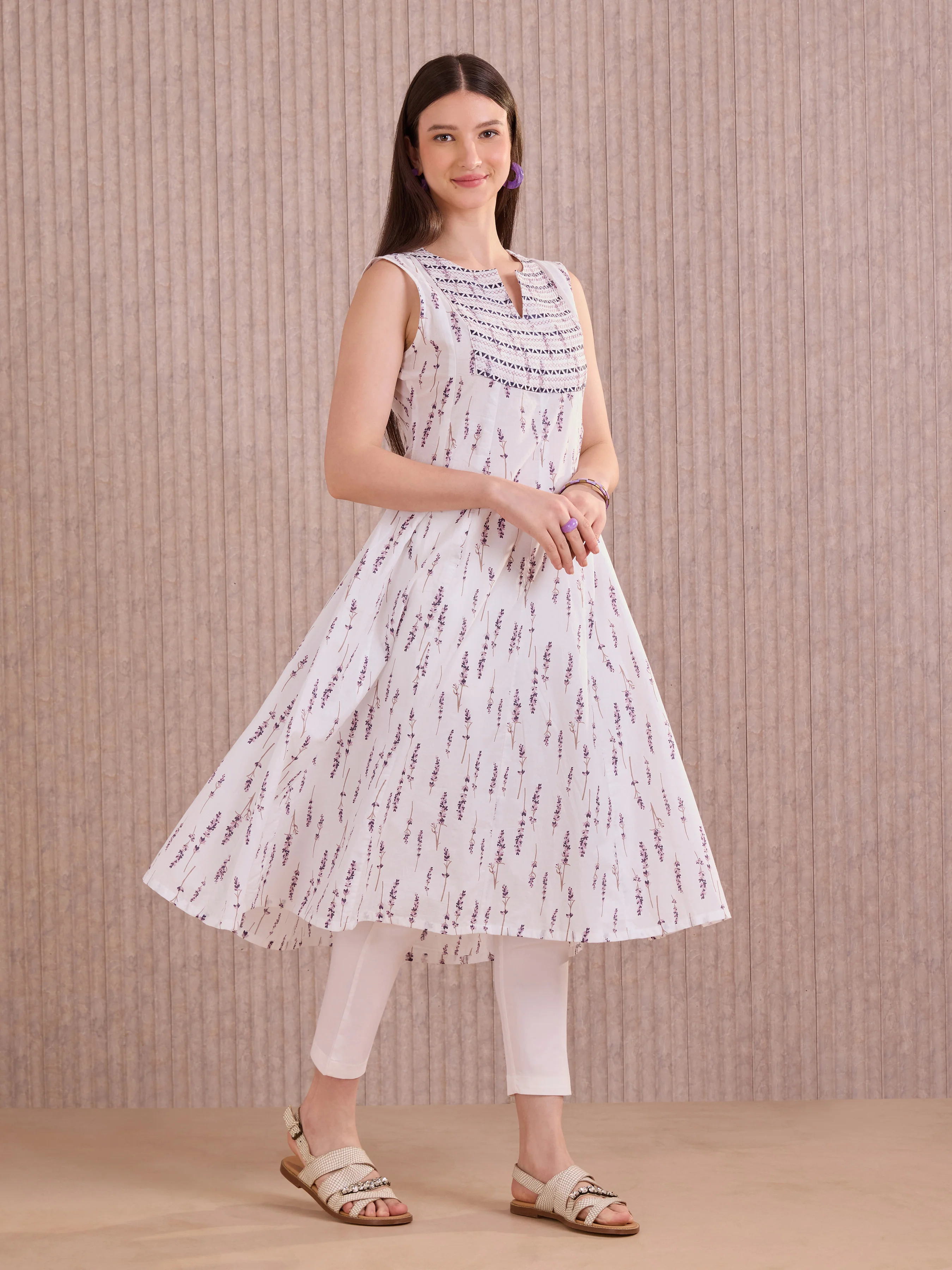 White And Purple Cotton Printed Flared Kali Cut Sleeve Less Kurti With Embroidery - Image 4