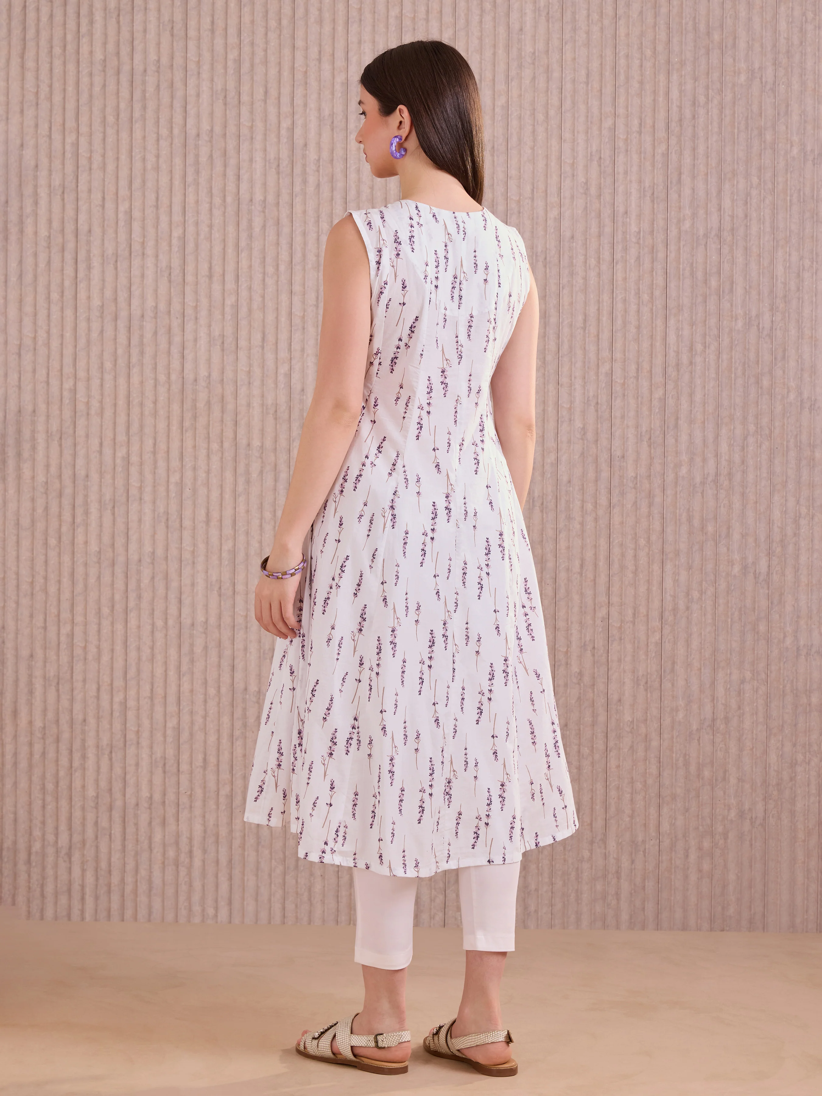 White And Purple Cotton Printed Flared Kali Cut Sleeve Less Kurti With Embroidery - Image 6