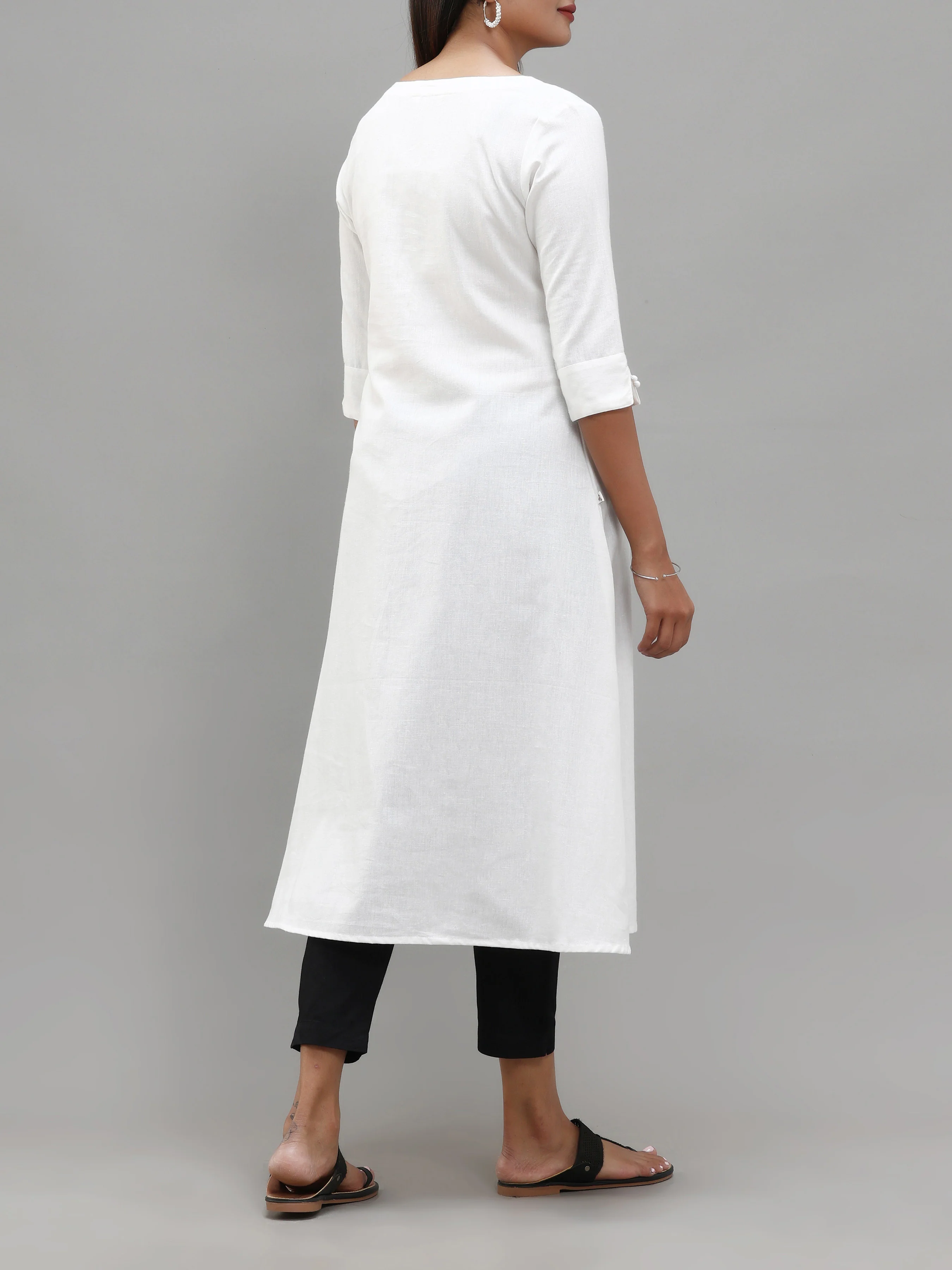 White Cotton Flax Printed Kurti With Center Cut - Image 5