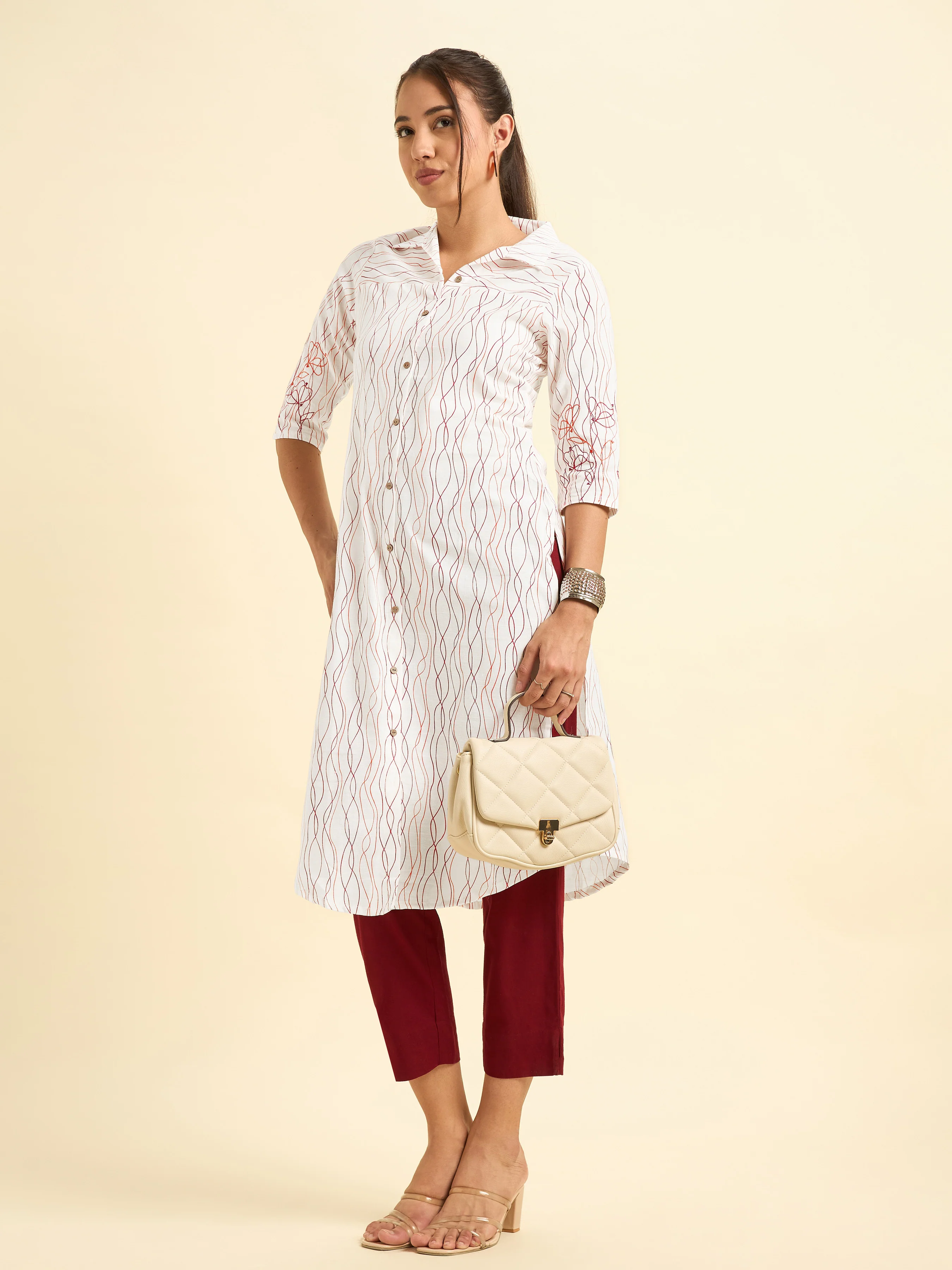White Cotton Flax Slub Printed Slitted Kurti With Embroidery - Image 3