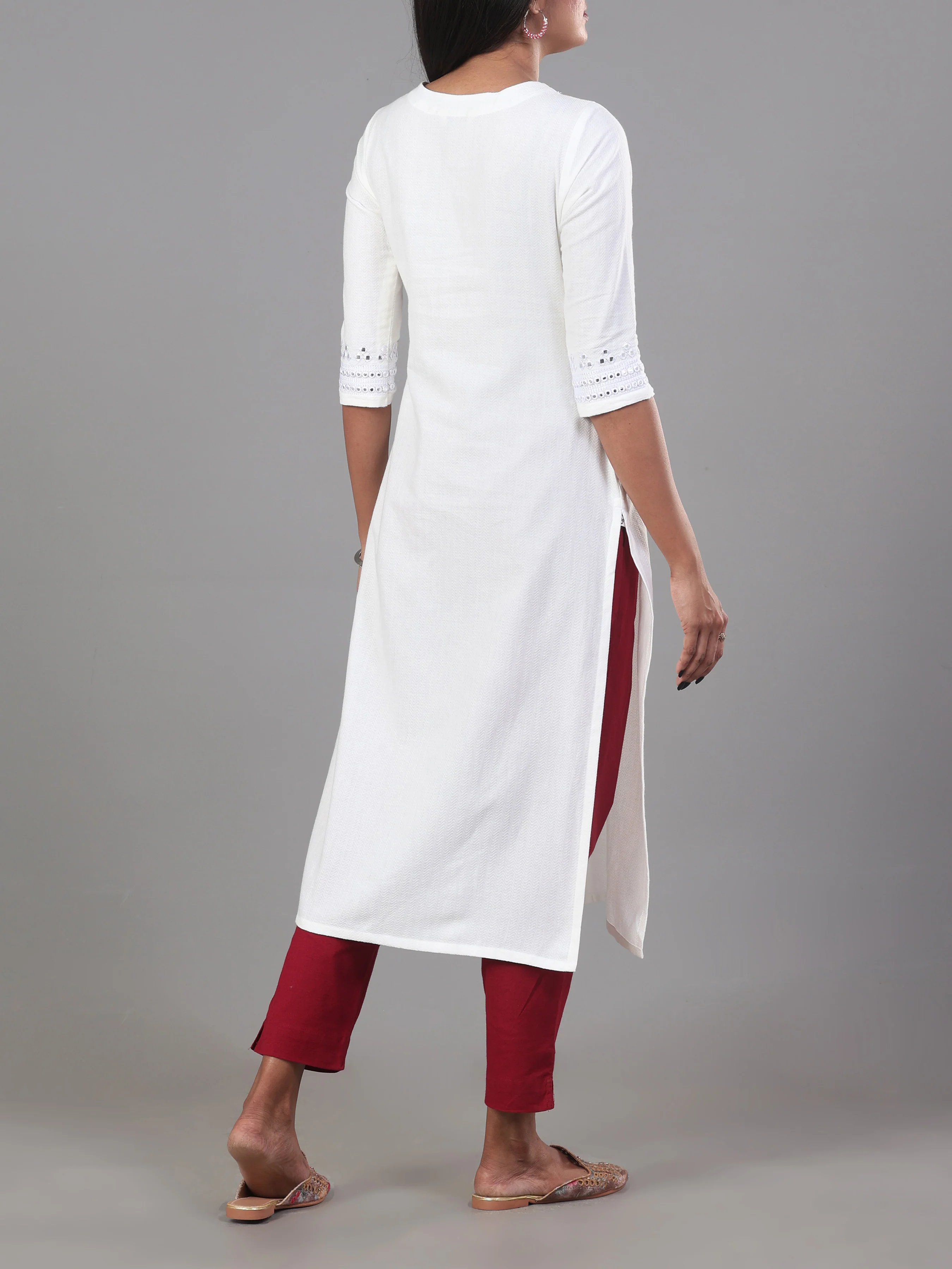 White Cotton Jacquard Kurti With Embroidery - Image 5