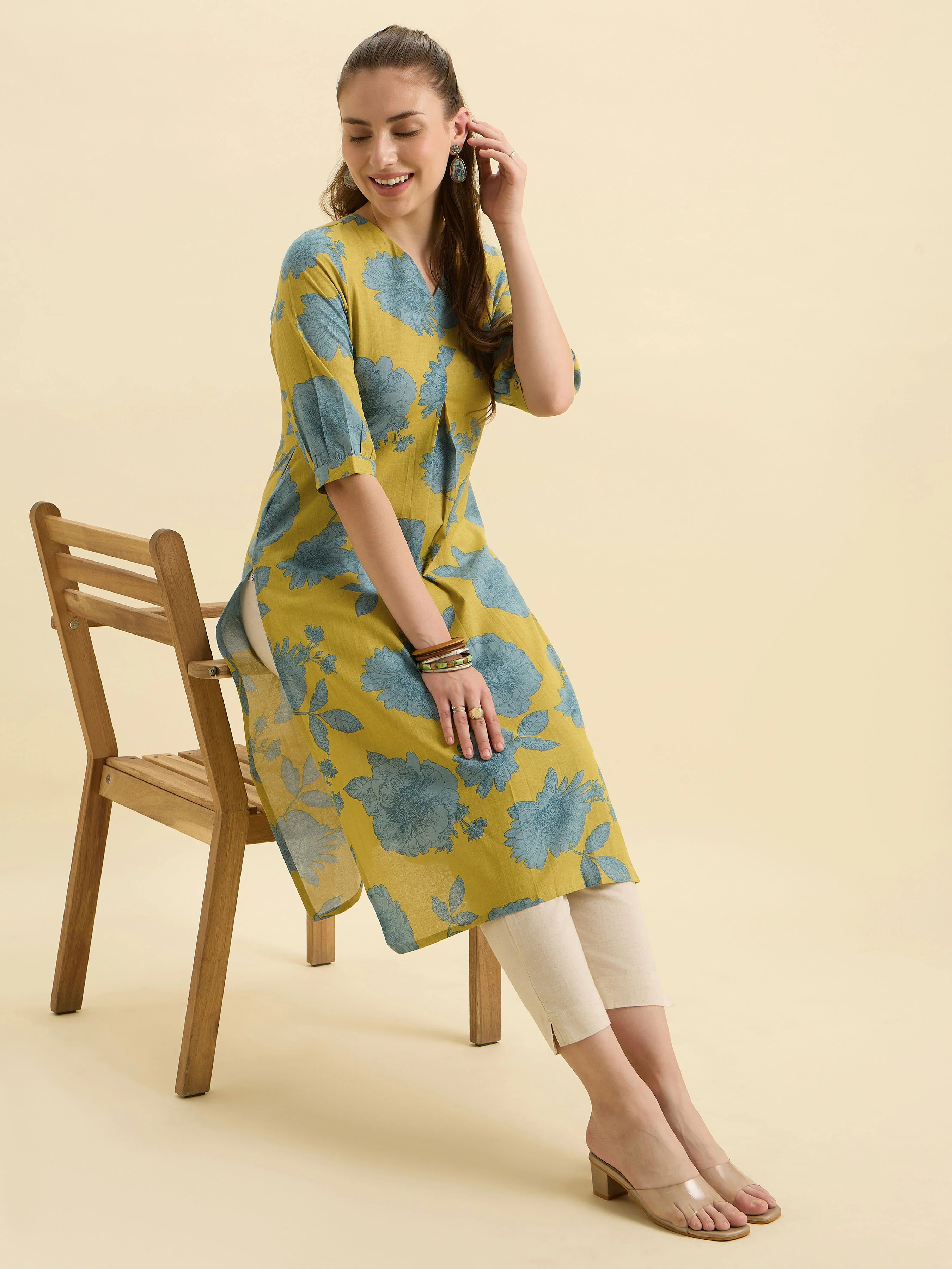 Yellow Blue Cotton Flax Printed Slitted Kurti With Box Pleat - Image 4