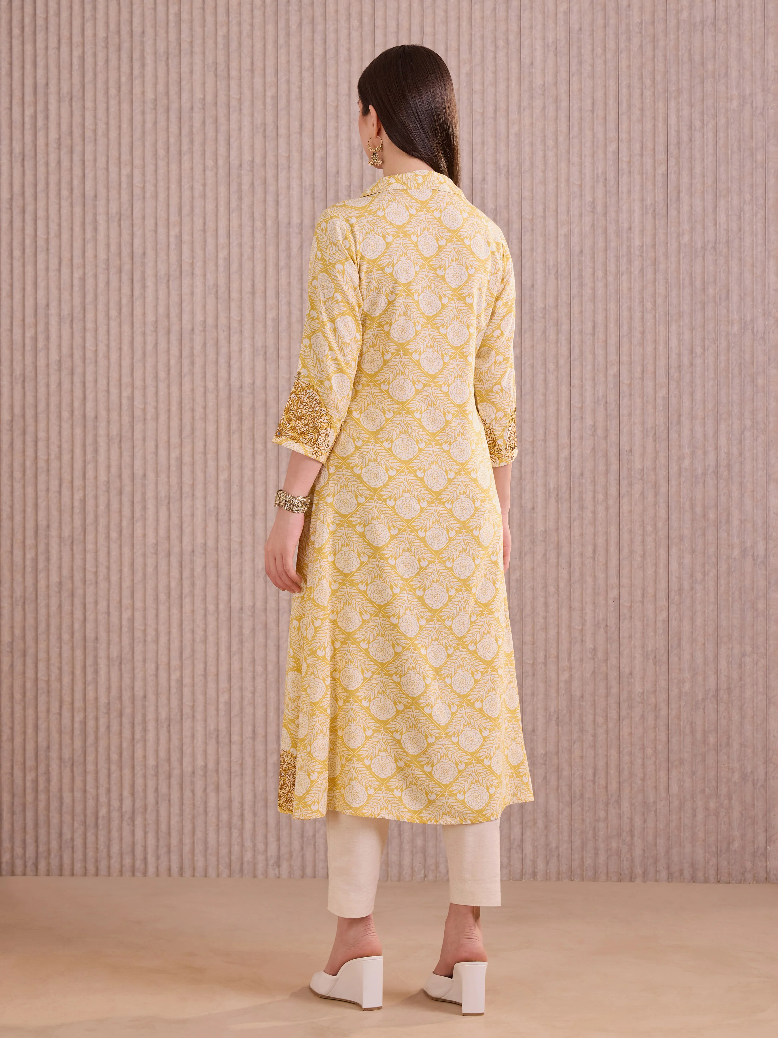 Yellow Viscose Printed Kurti With Embroidery - Image 5
